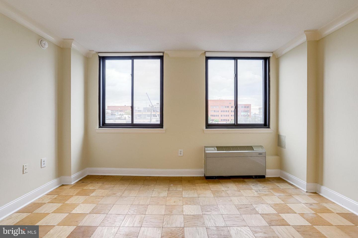 801 N Pitt STREET Unit: 311