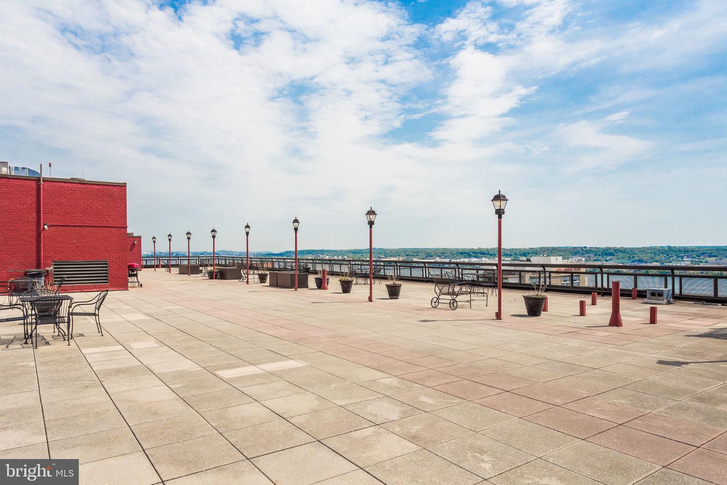 801 N Pitt STREET Unit: 311