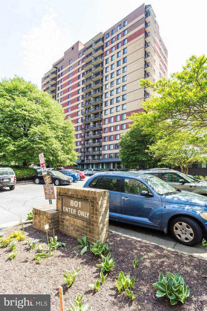 801 N Pitt STREET Unit: 311