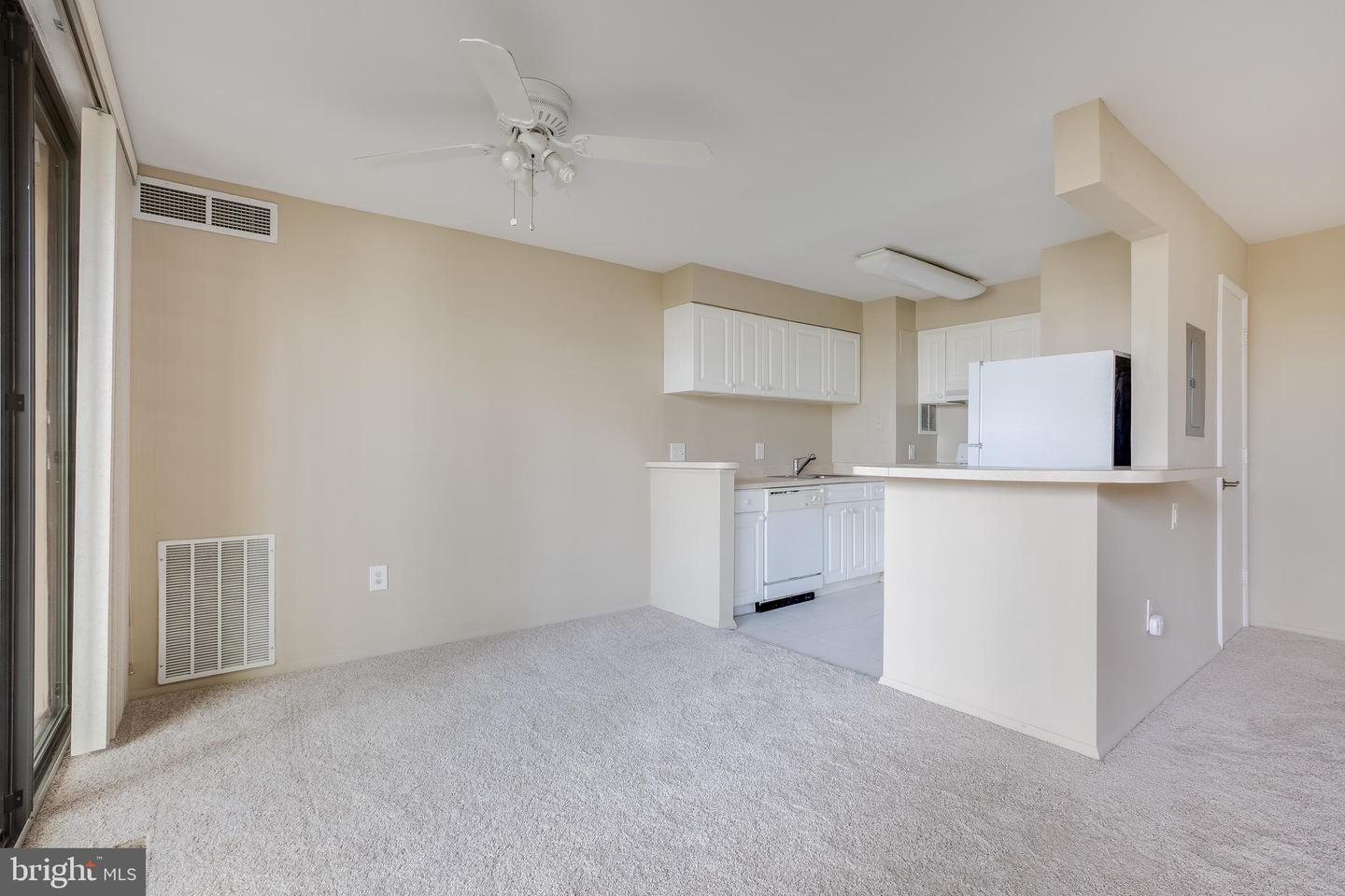 8 S van Dorn STREET Unit: 303