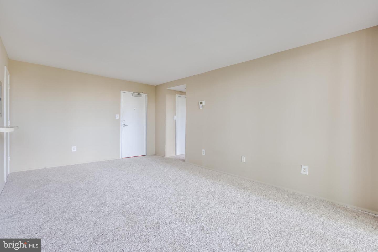 8 S van Dorn STREET Unit: 303