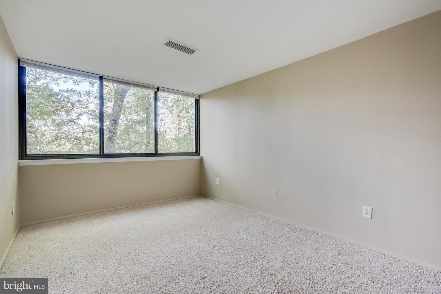 8 S van Dorn STREET Unit: 303