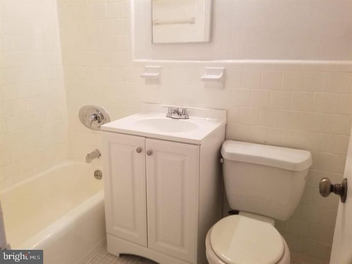 3230 S 28th STREET Unit: 101