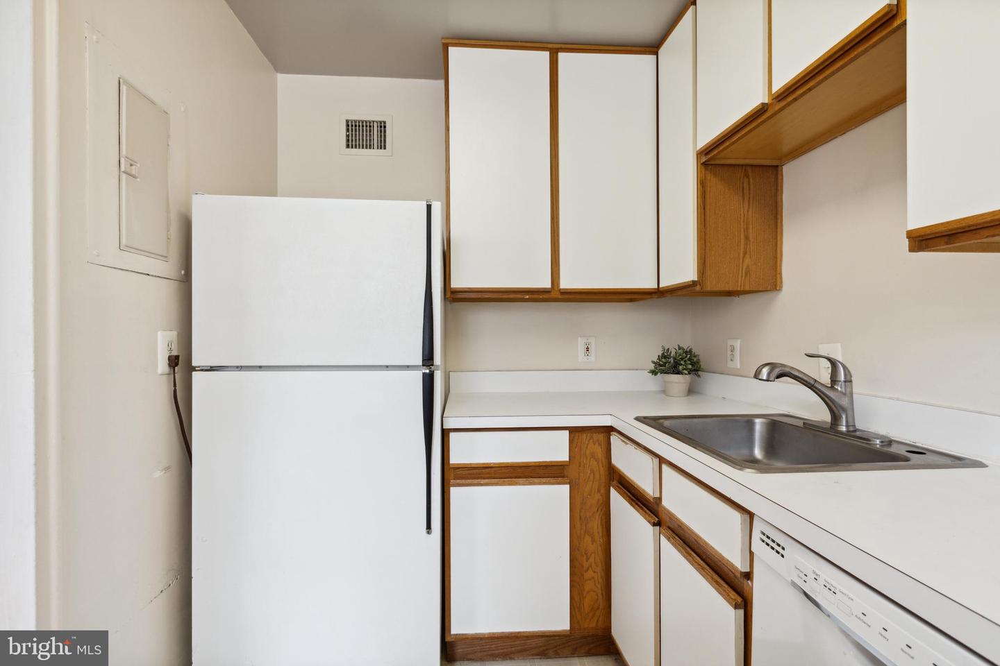 702 S Fayette STREET Unit: 13