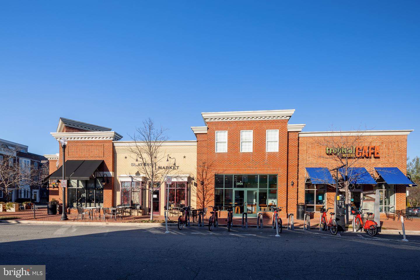 1630 W Abingdon DRIVE Unit: 101