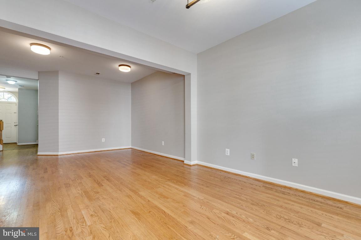 5014 Grimm DRIVE