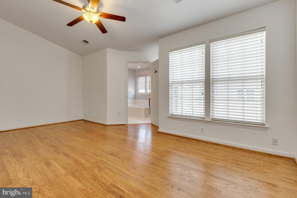 5014 Grimm DRIVE