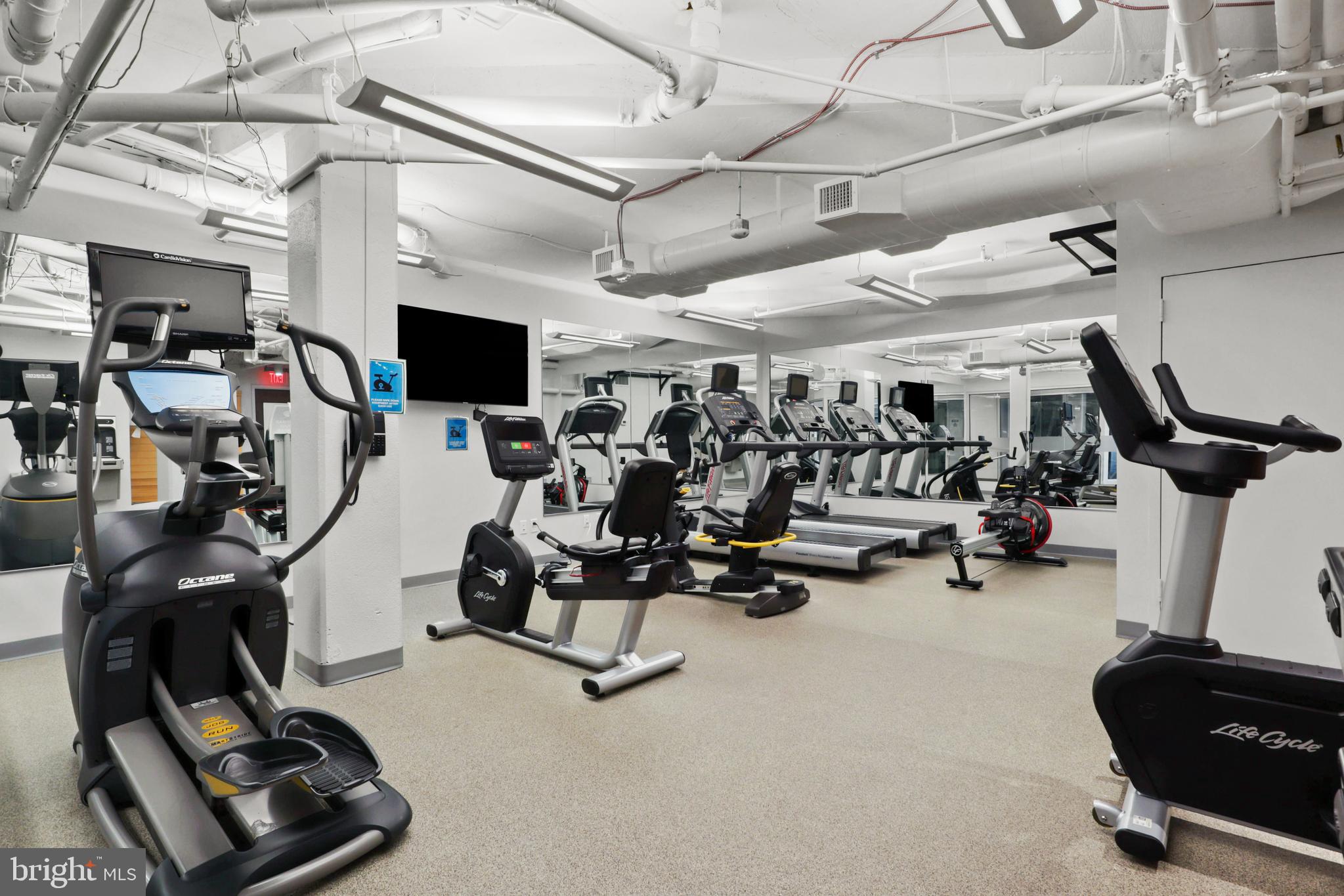 1250 S Washington STREET Unit: 408