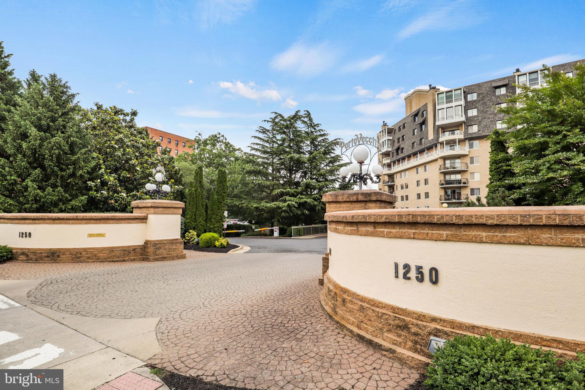 1250 S Washington STREET Unit: 408