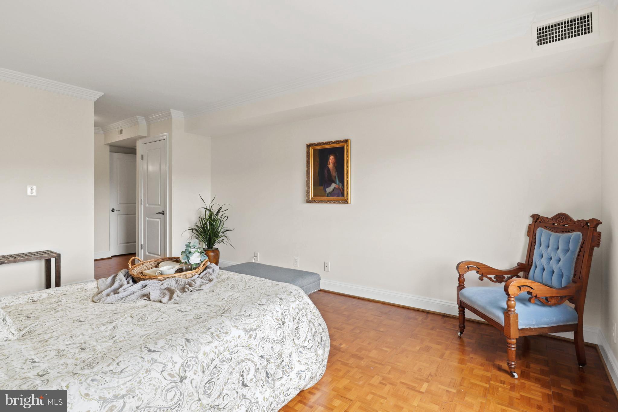 1250 S Washington STREET Unit: 408