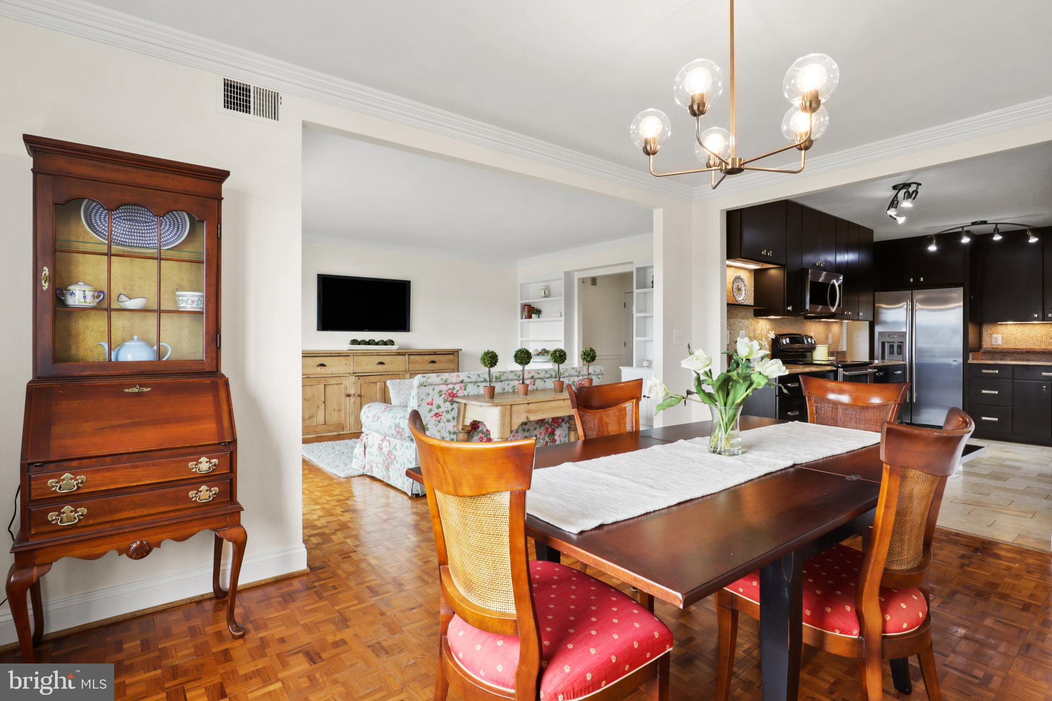 1250 S Washington STREET Unit: 408