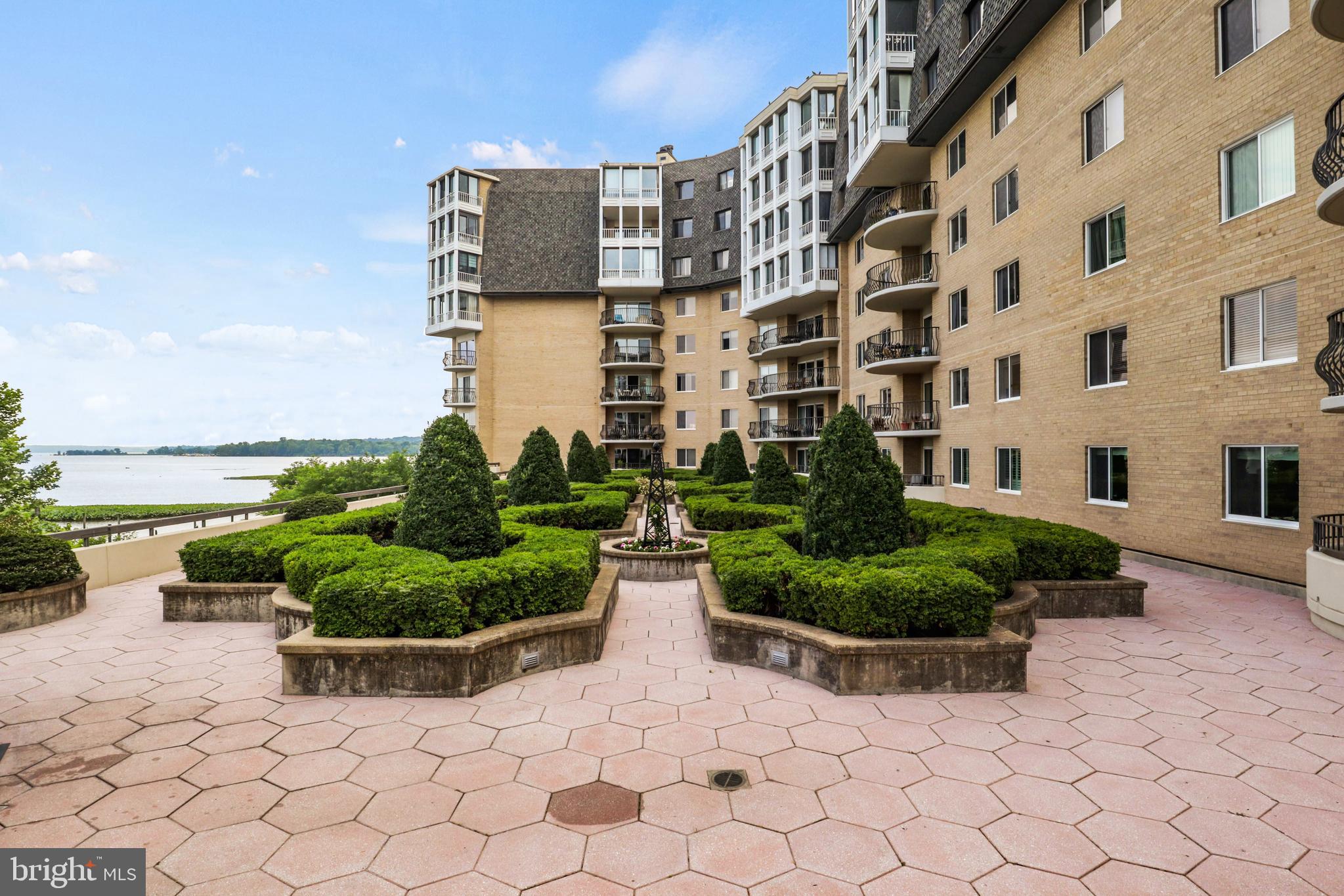 1250 S Washington STREET Unit: 408