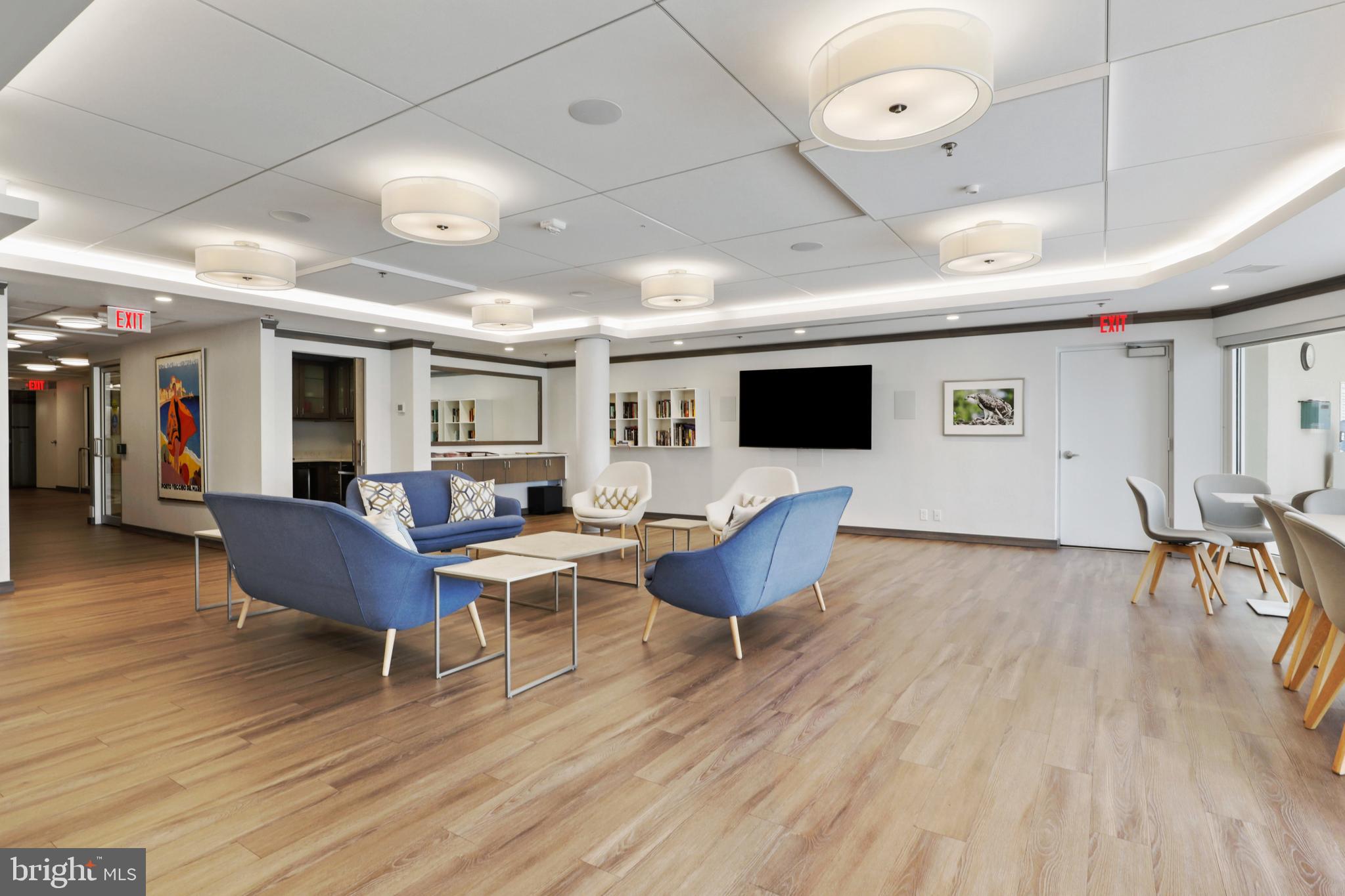 1250 S Washington STREET Unit: 408