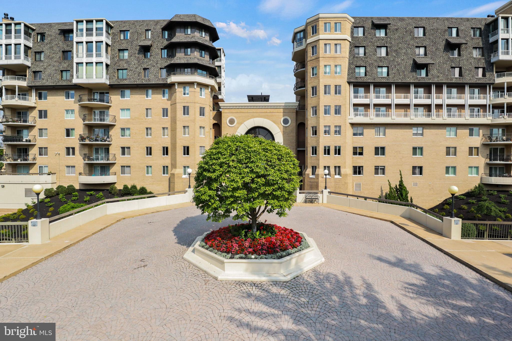 1250 S Washington STREET Unit: 408