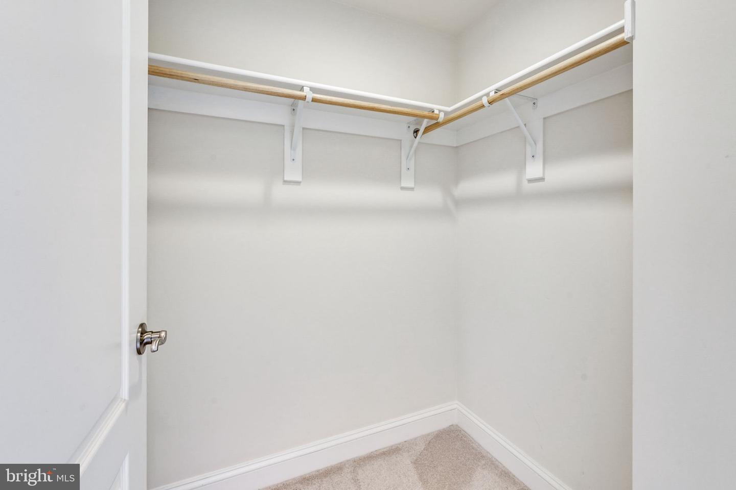 320 S West STREET Unit: 304