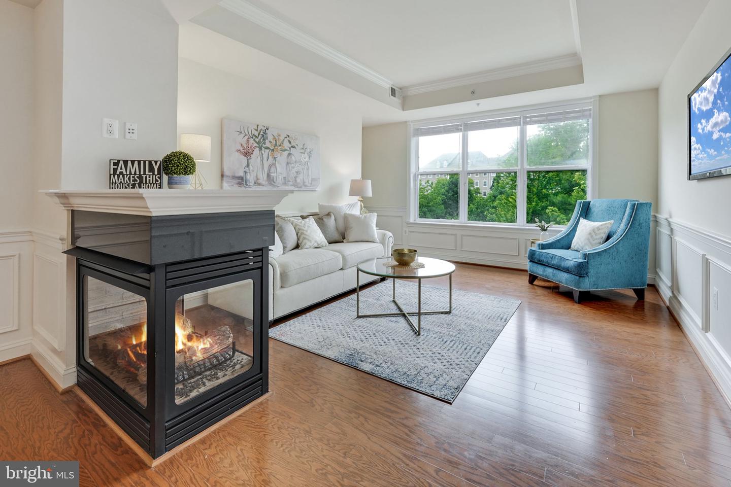 320 S West STREET Unit: 304