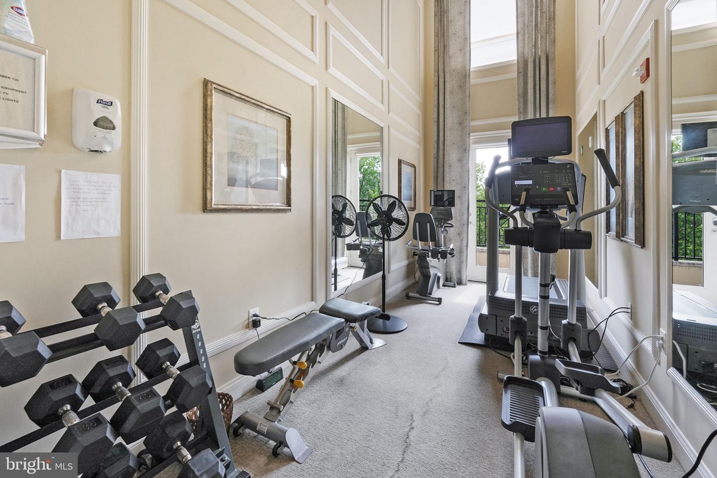 320 S West STREET Unit: 304