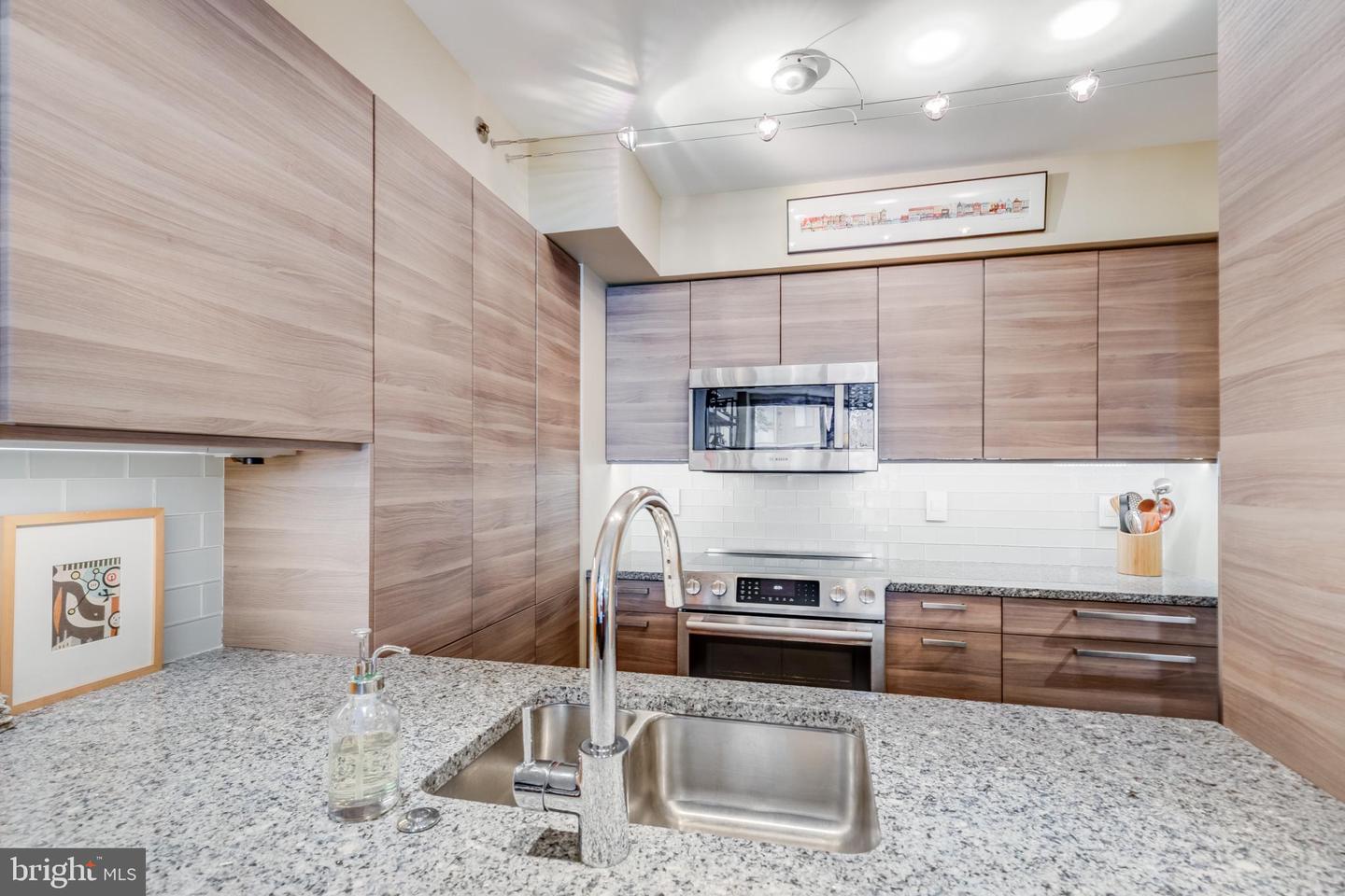 1200 Braddock PLACE Unit: 308