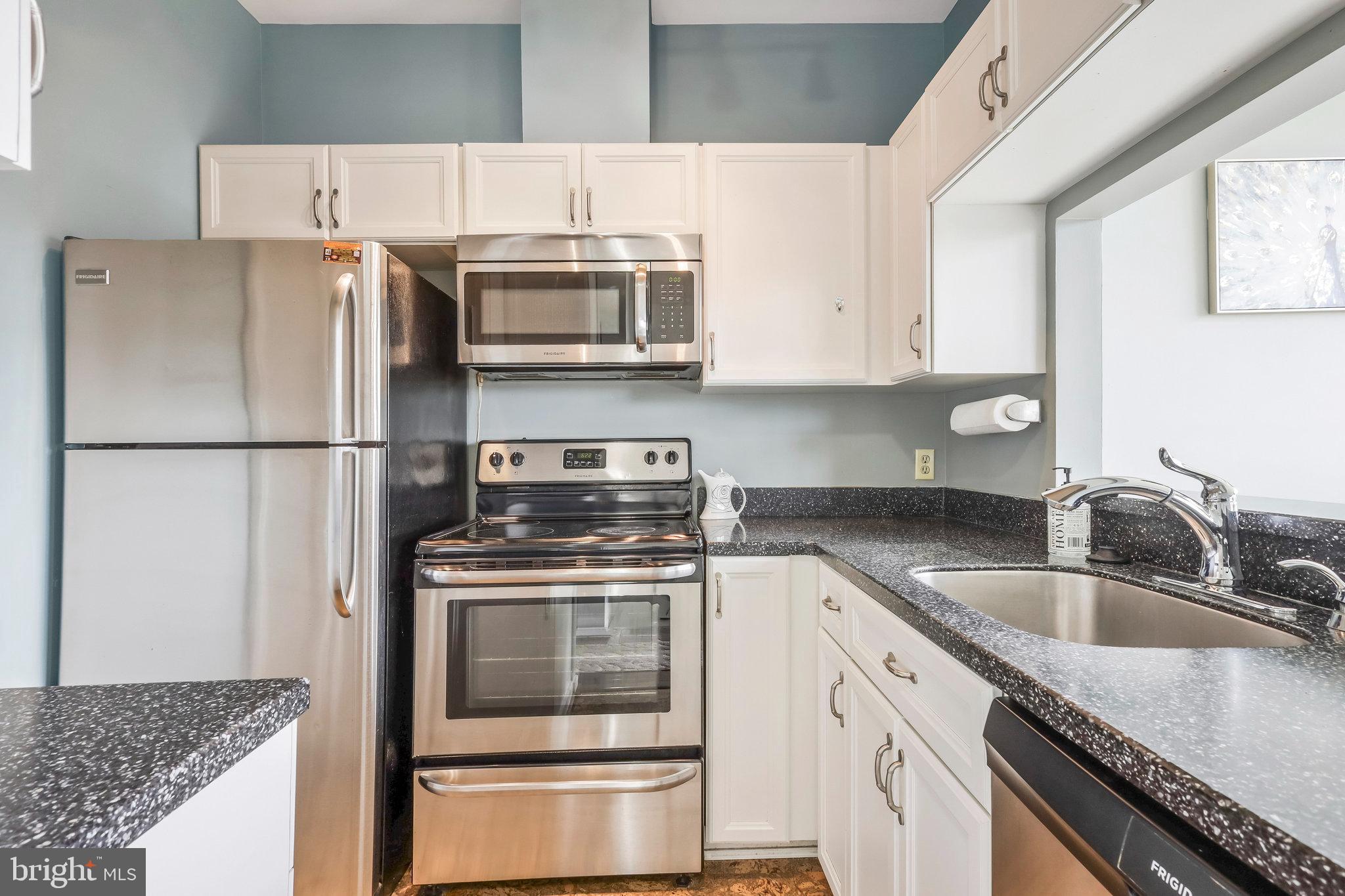 301 S Reynolds STREET Unit: 404