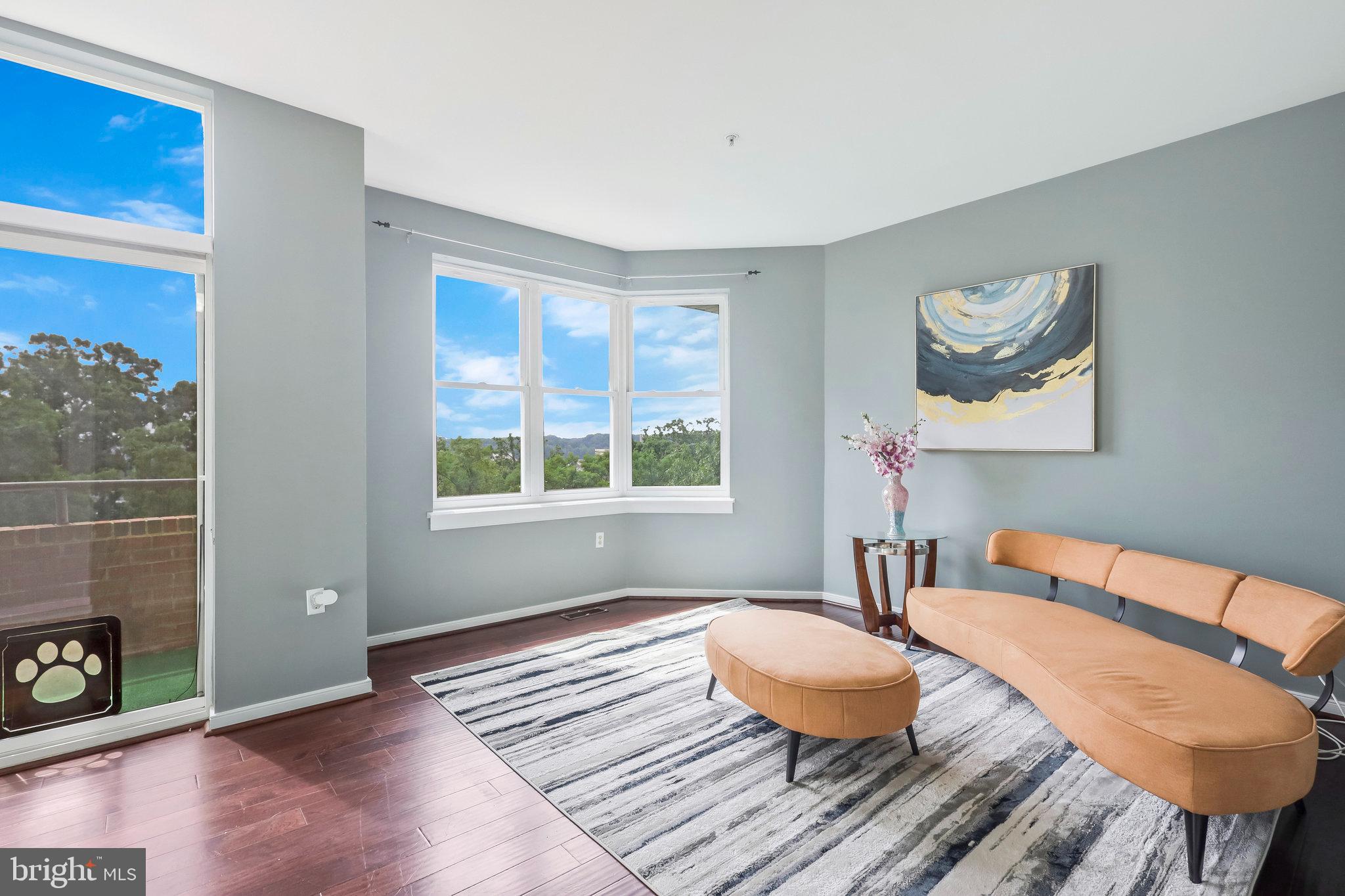 301 S Reynolds STREET Unit: 404