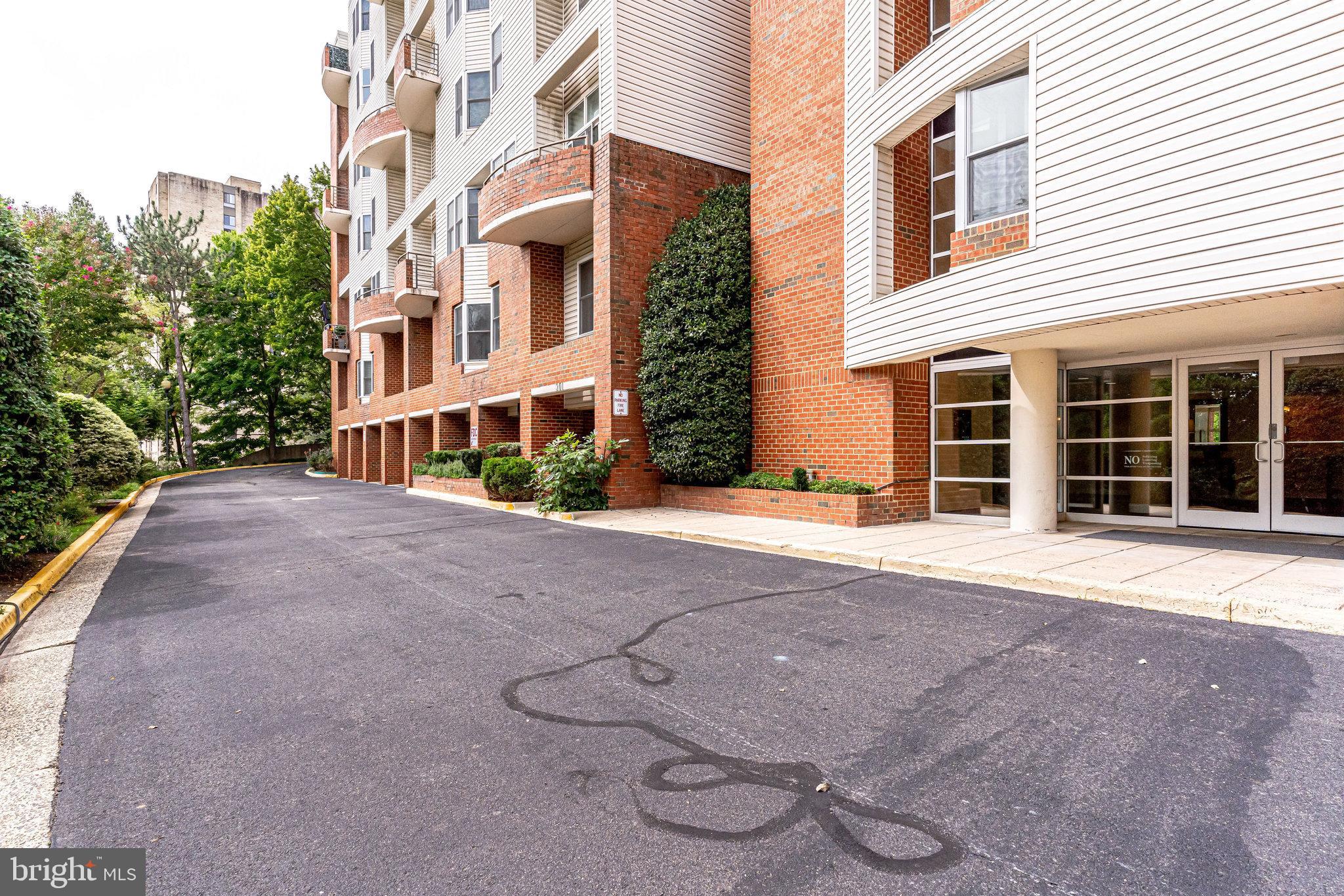 301 S Reynolds STREET Unit: 404