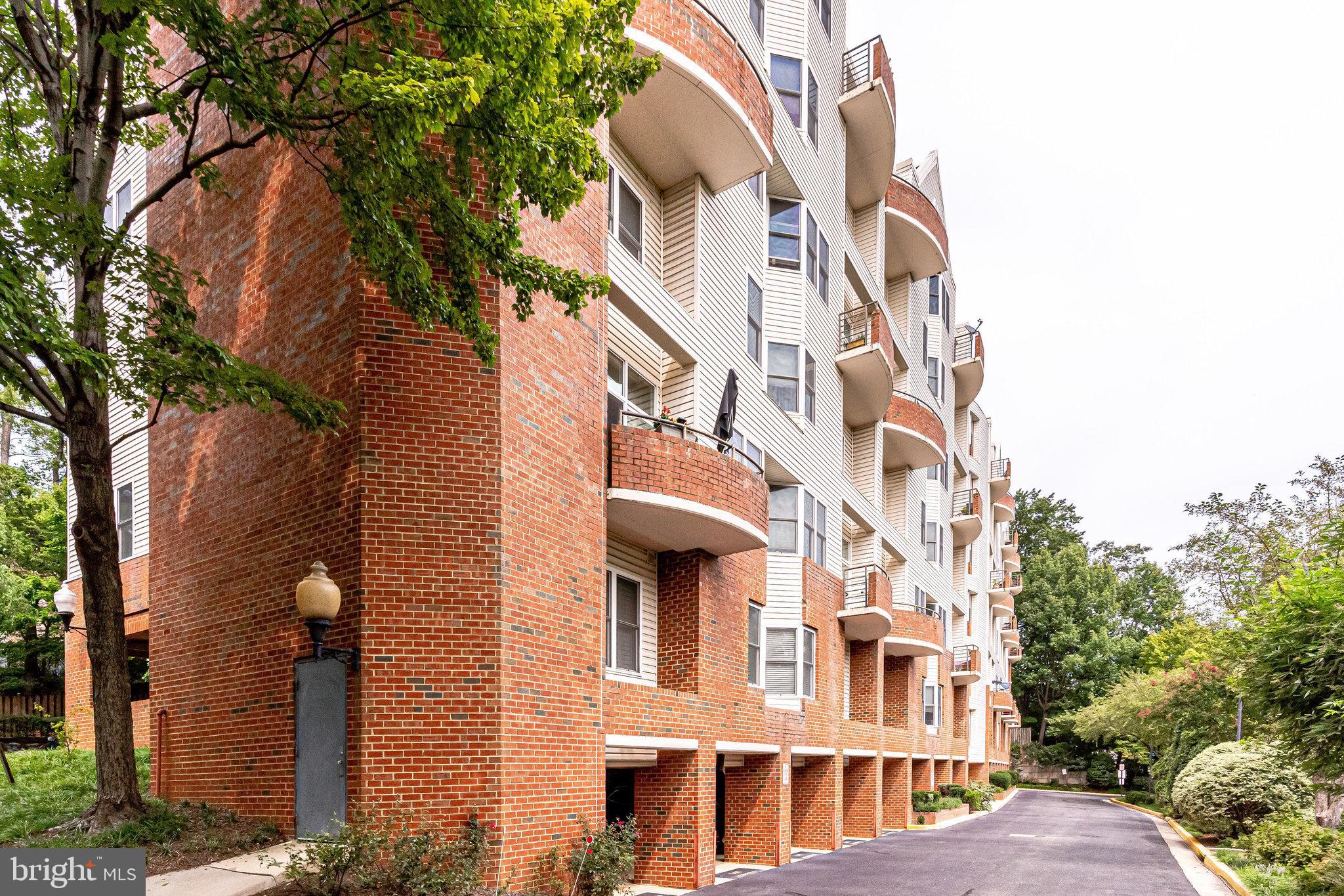 301 S Reynolds STREET Unit: 404
