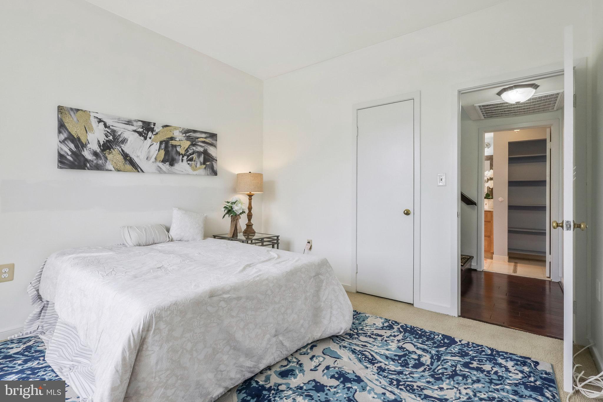 301 S Reynolds STREET Unit: 404