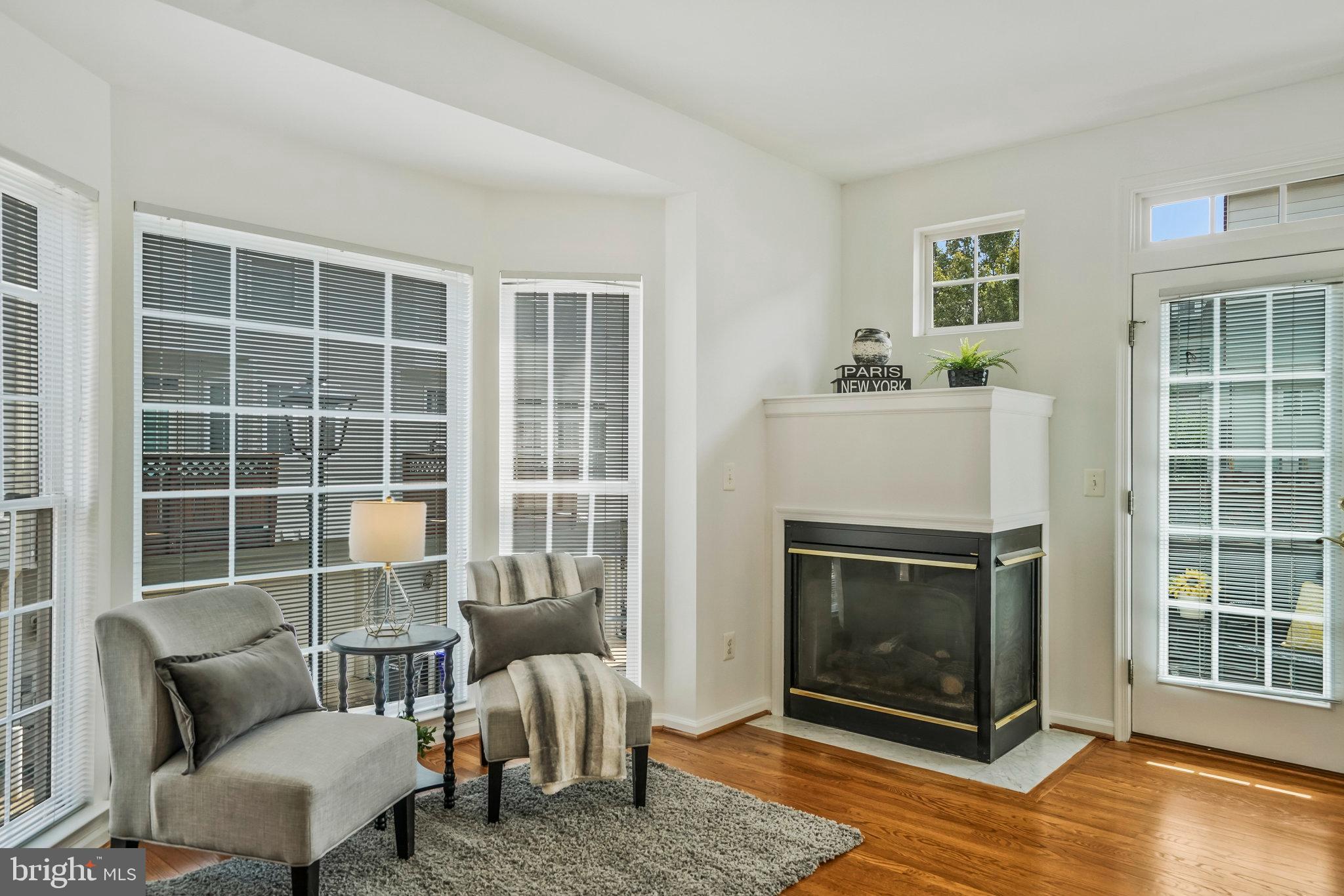736 Catts Tavern DRIVE