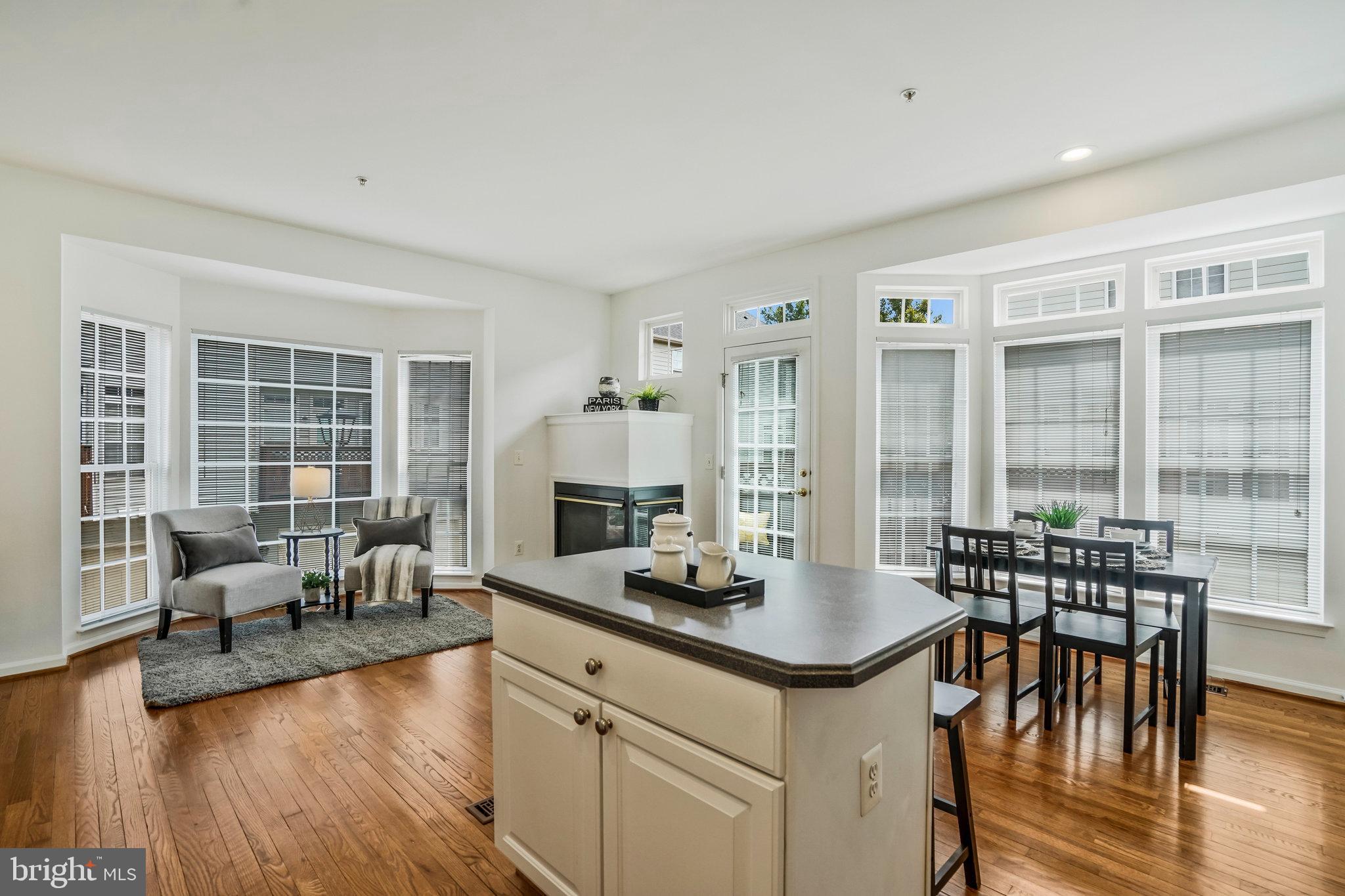 736 Catts Tavern DRIVE