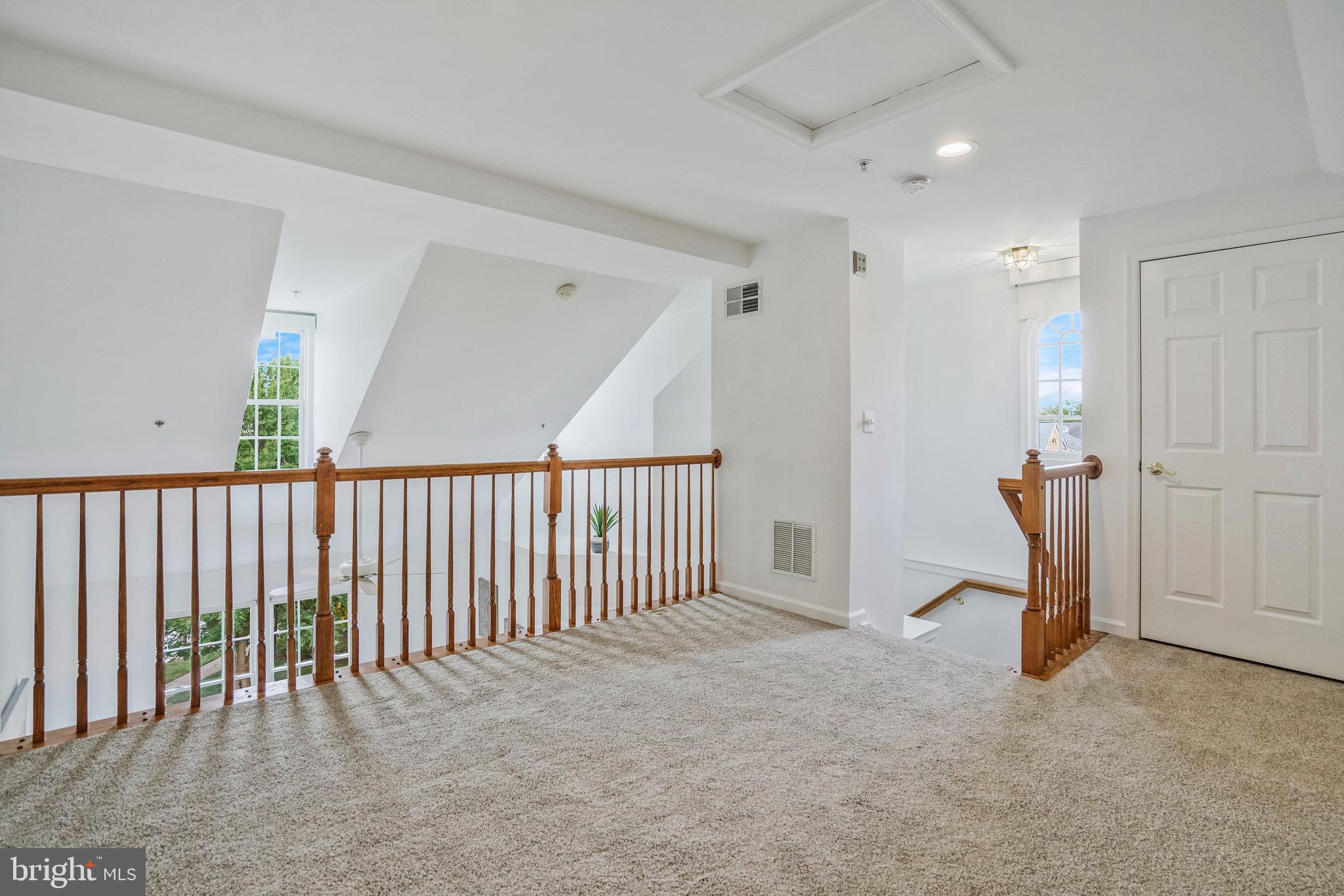 736 Catts Tavern DRIVE