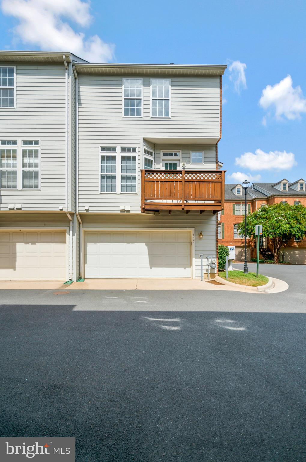 736 Catts Tavern DRIVE