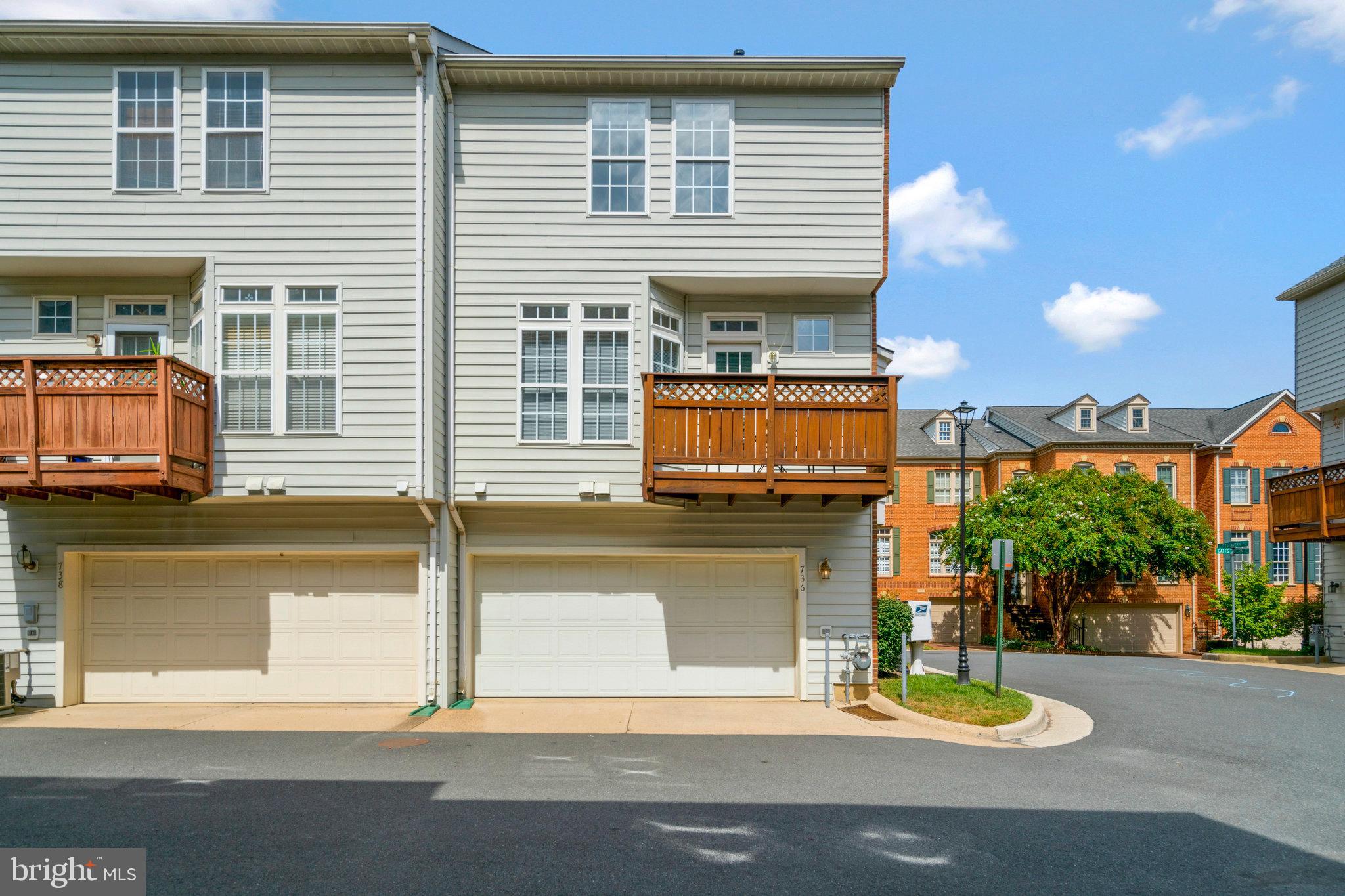 736 Catts Tavern DRIVE