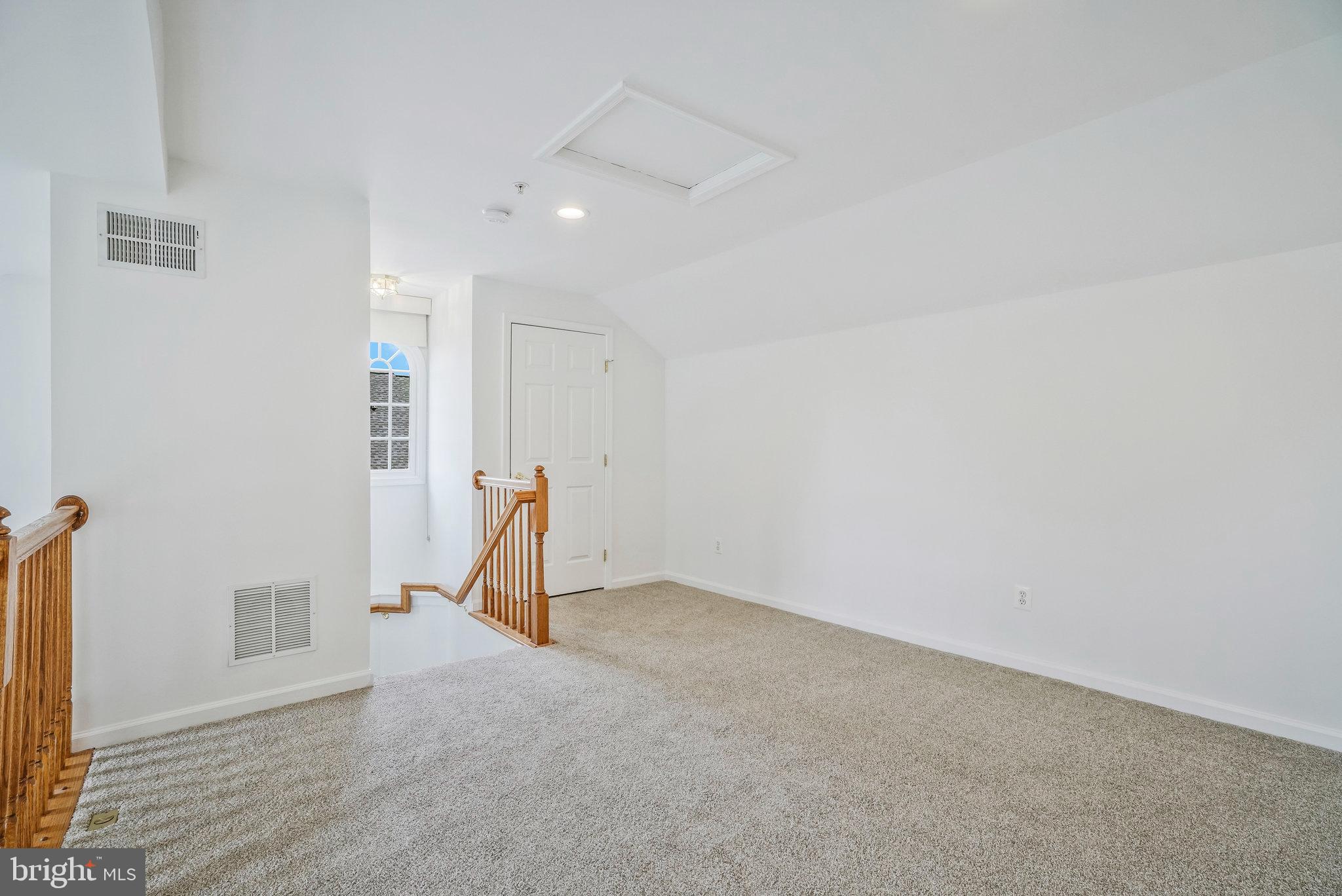 736 Catts Tavern DRIVE