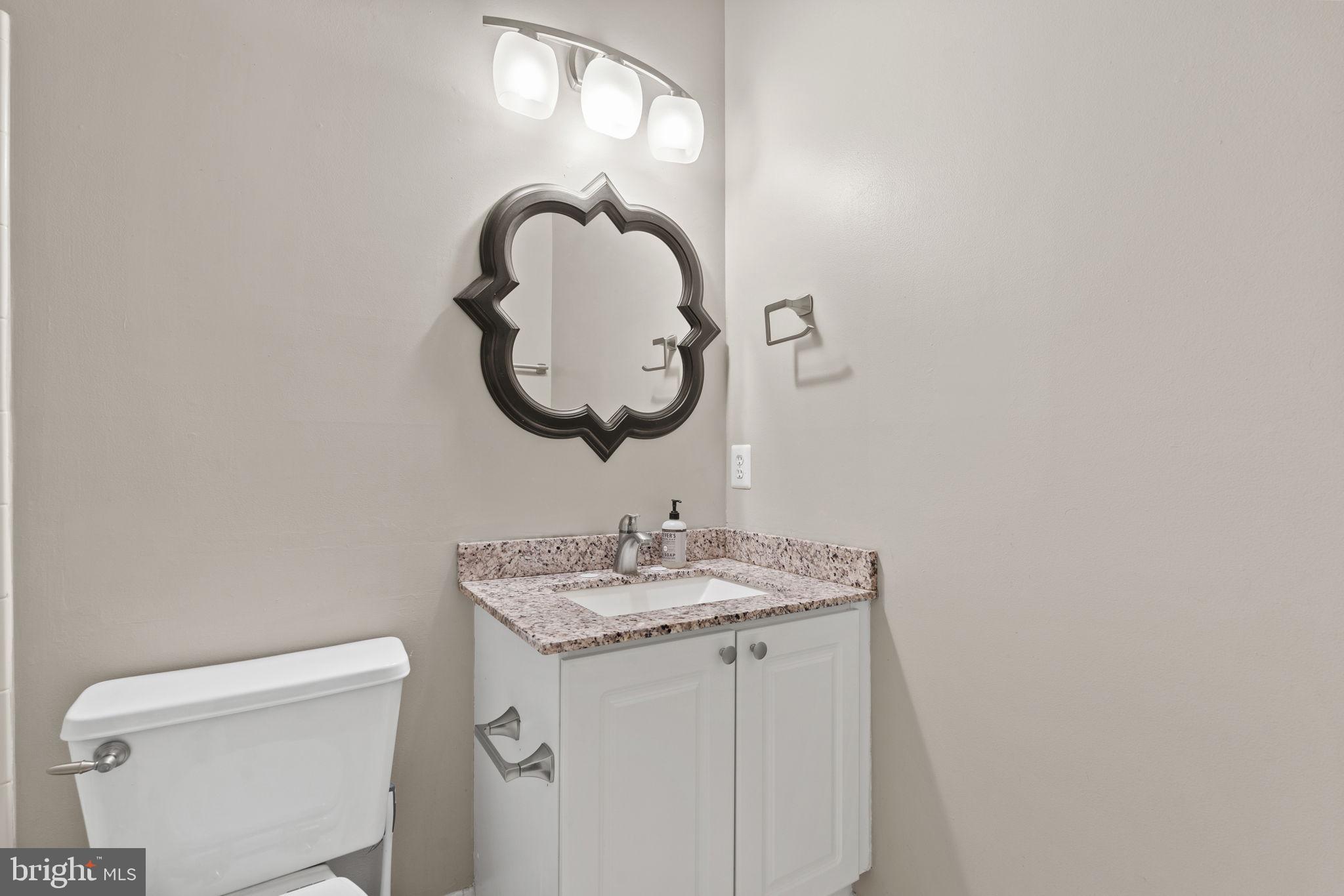4669 Lawton WAY Unit: 103