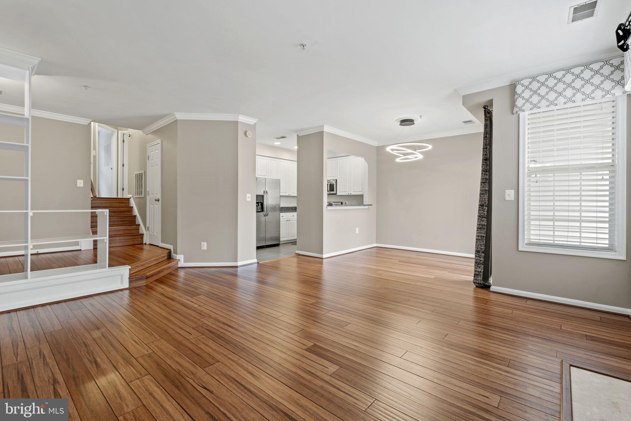 4669 Lawton WAY Unit: 103