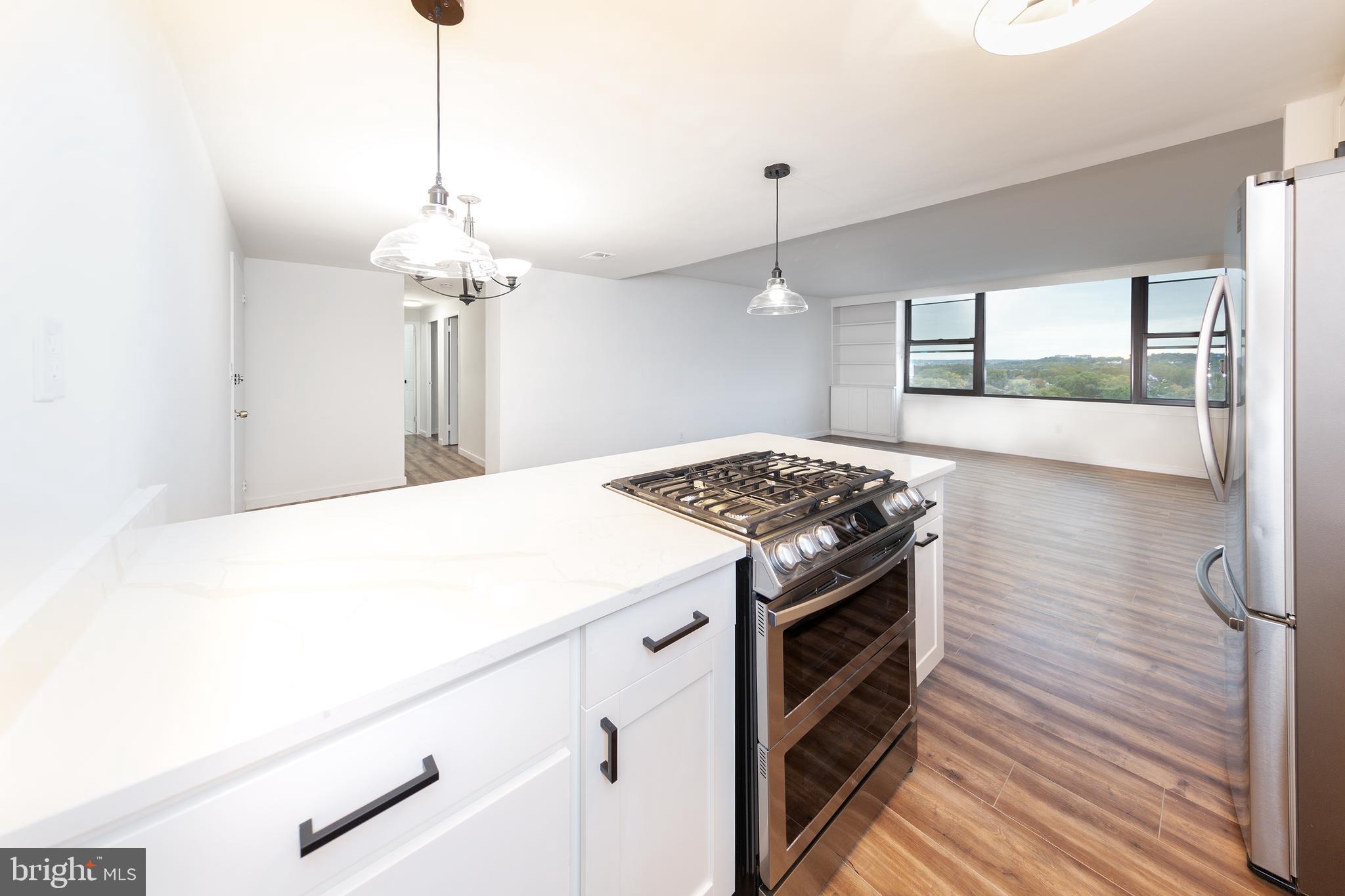 4600 Duke STREET Unit: 1113