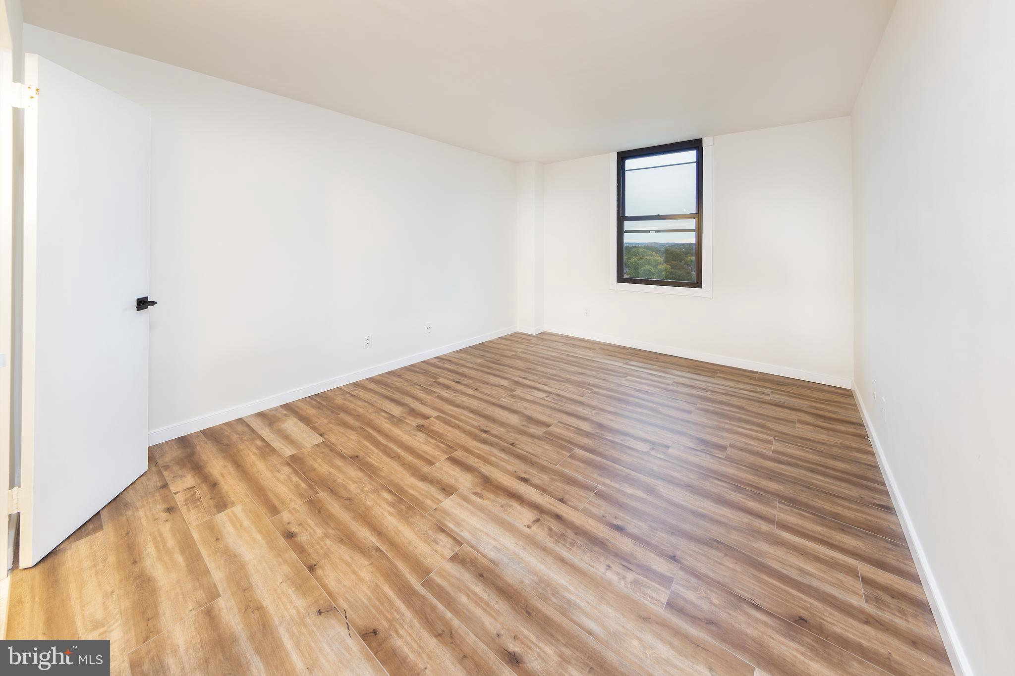 4600 Duke STREET Unit: 1113