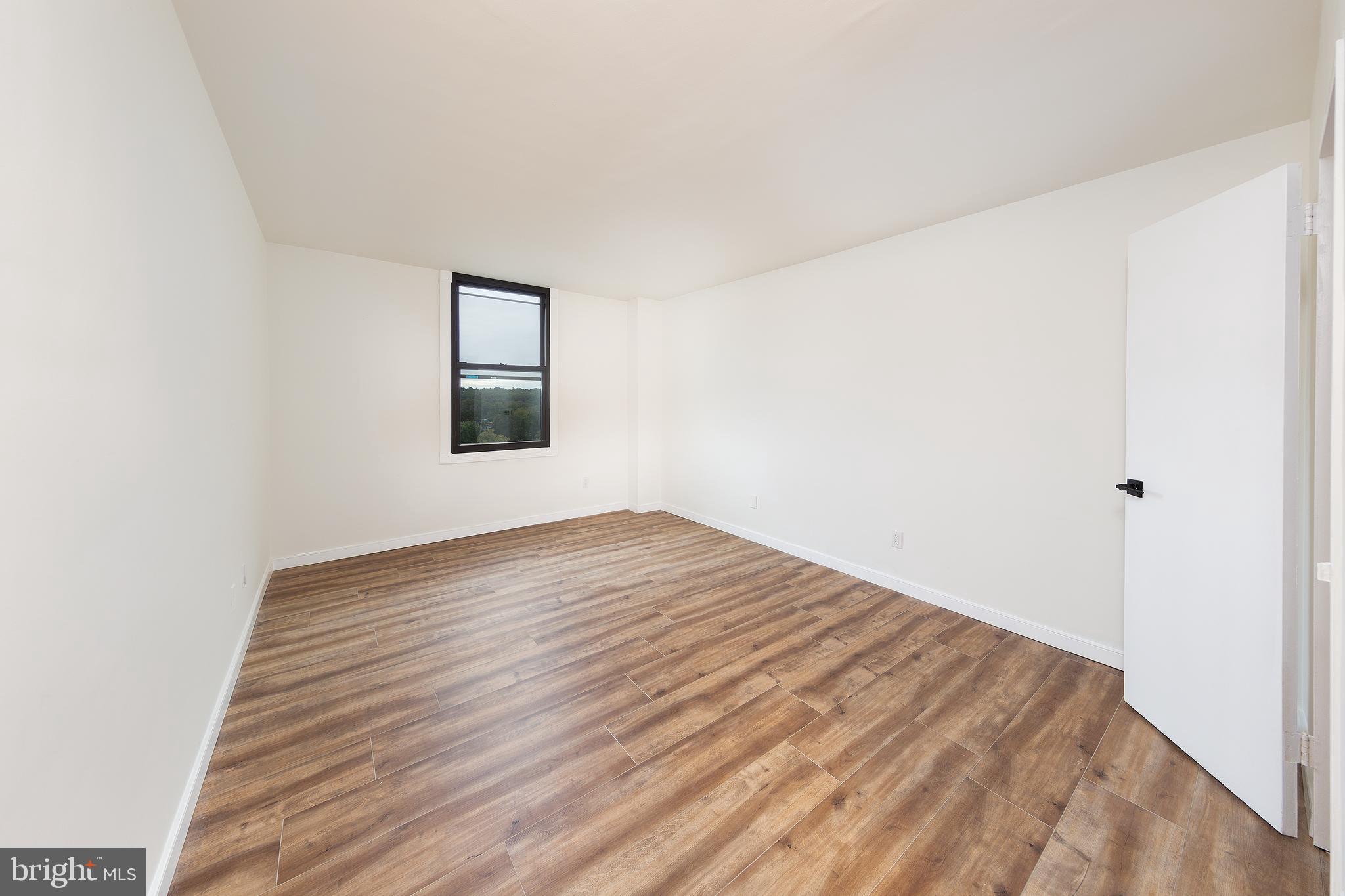 4600 Duke STREET Unit: 1113