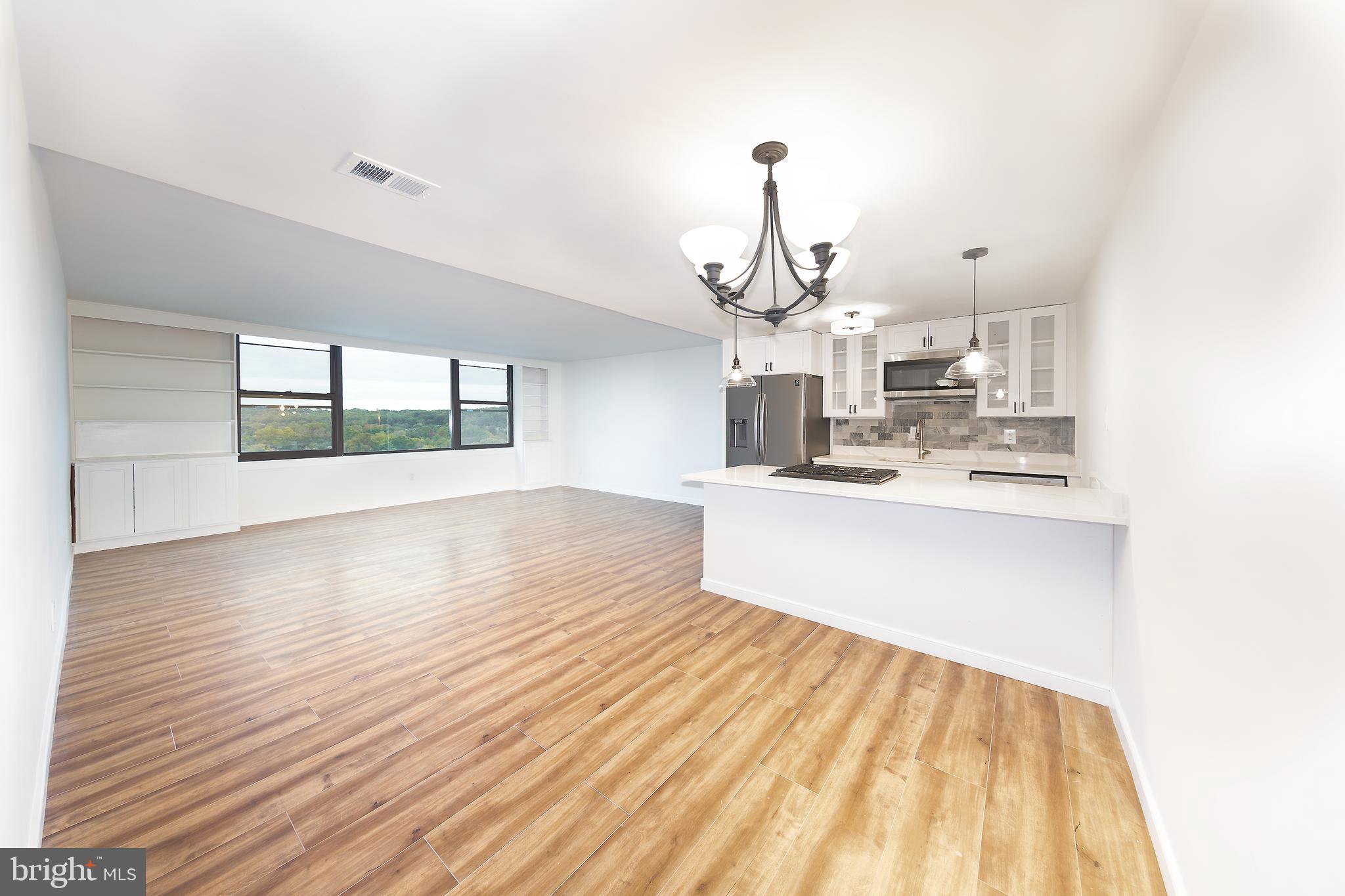 4600 Duke STREET Unit: 1113