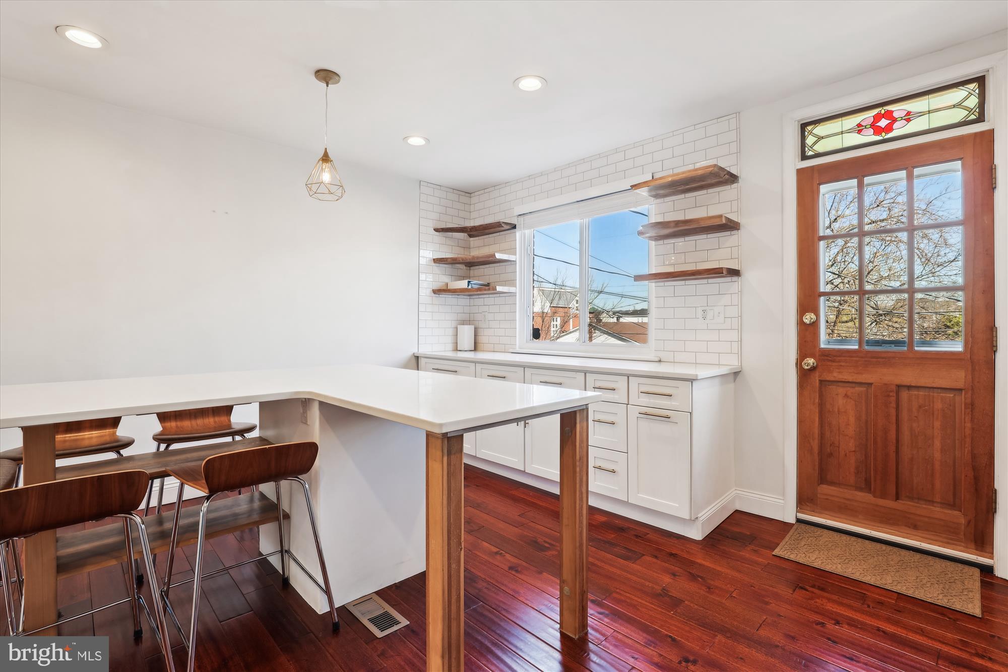 226 LYNHAVEN DRIVE