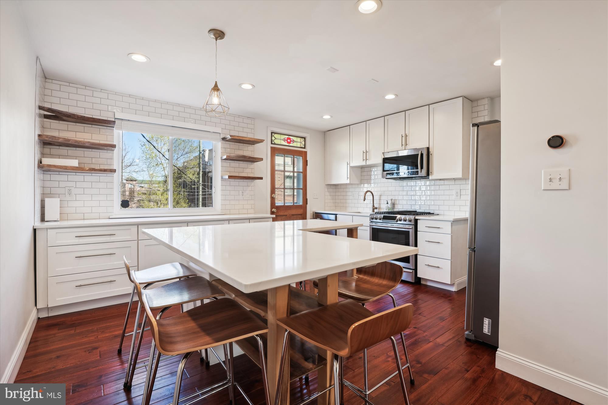 226 LYNHAVEN DRIVE