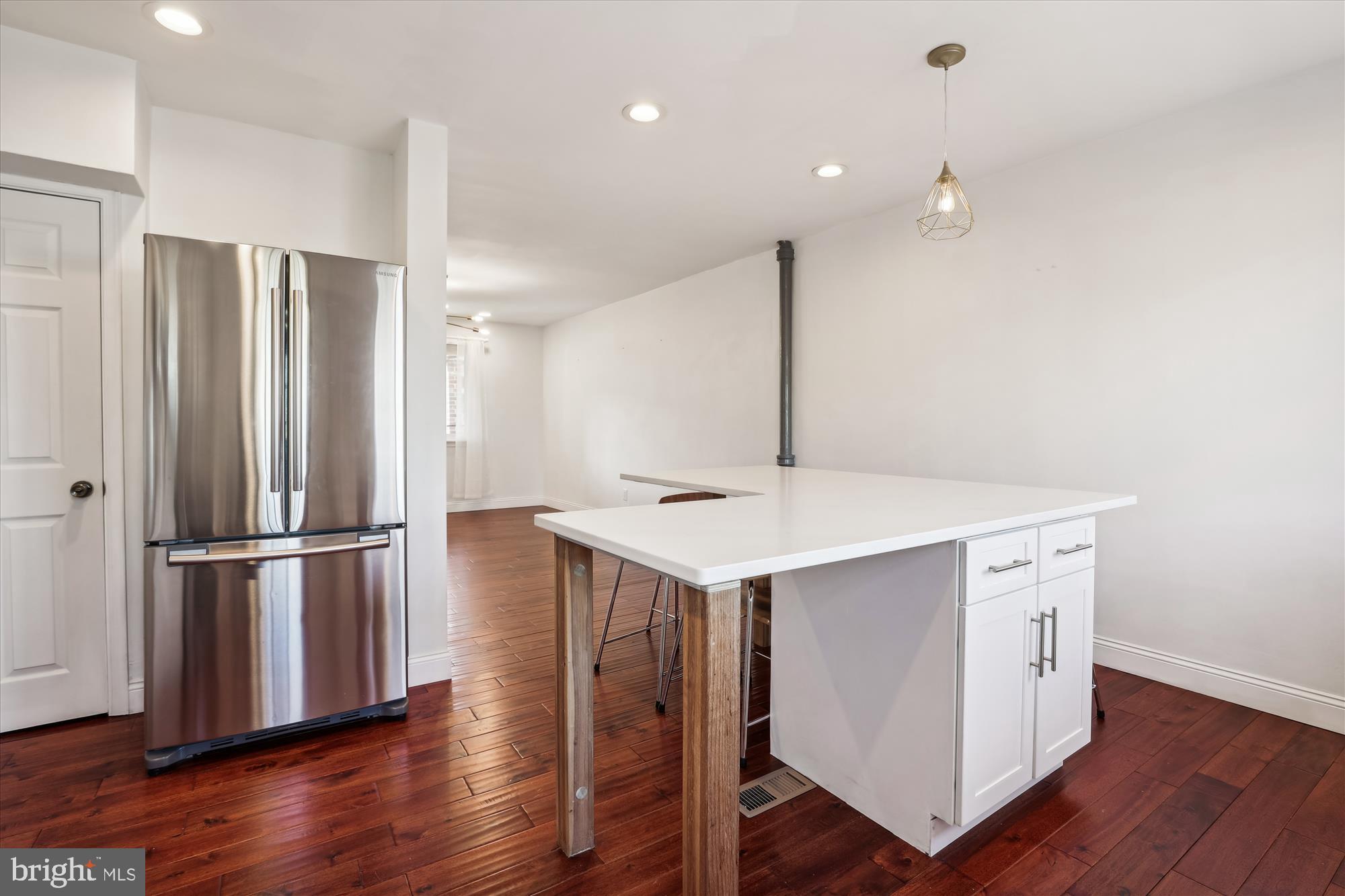 226 LYNHAVEN DRIVE