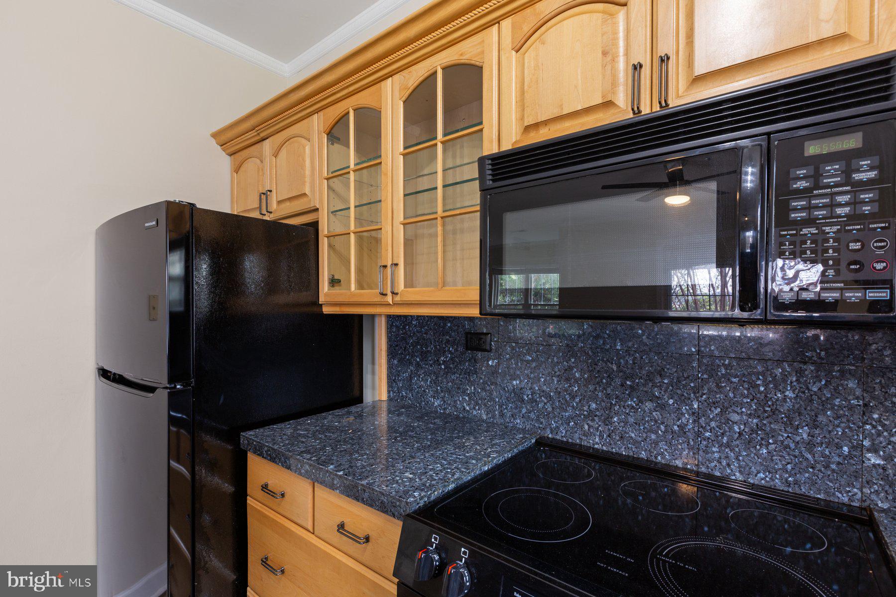 253 S PICKETT STREET 202