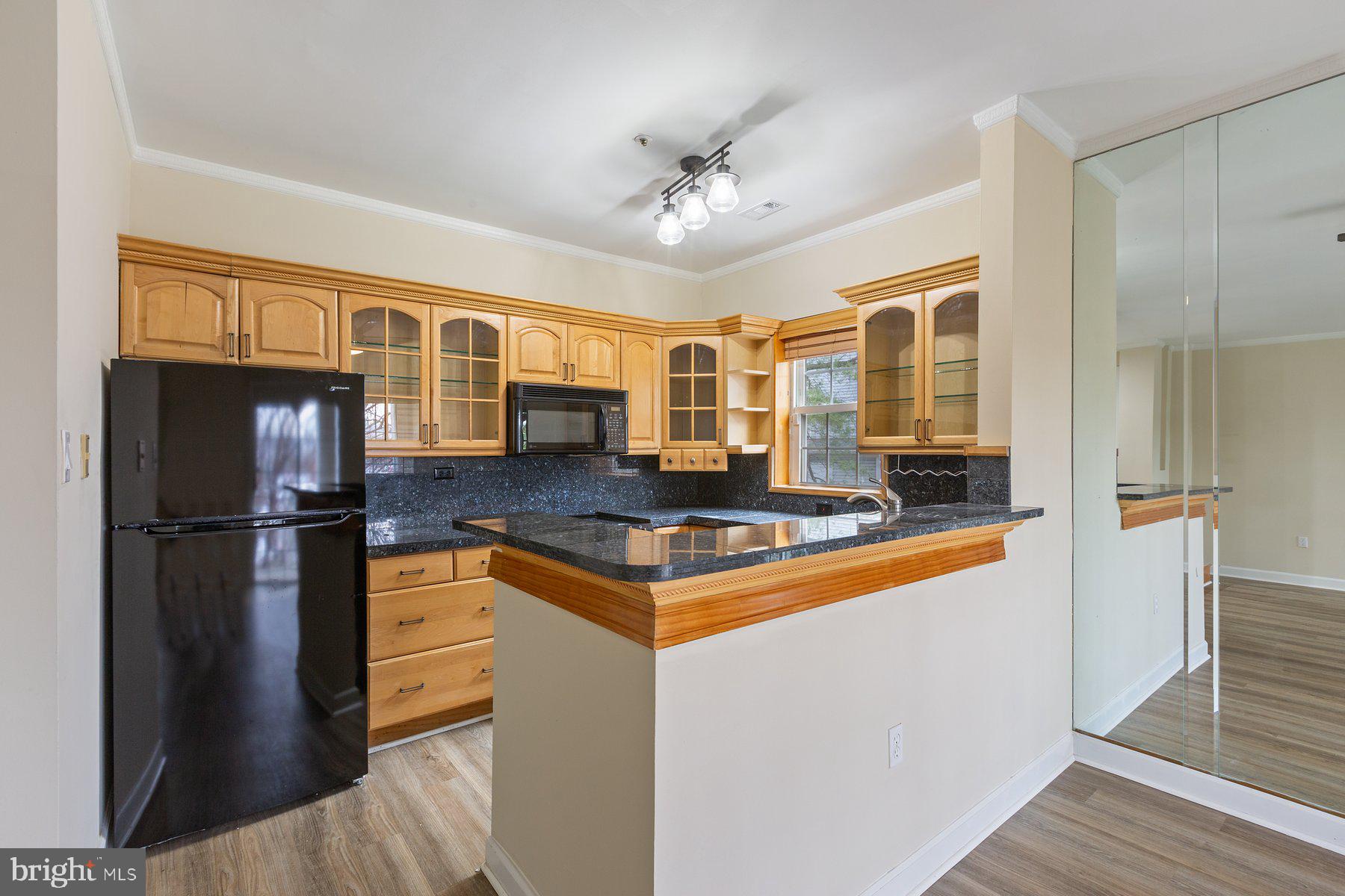 253 S PICKETT STREET 202