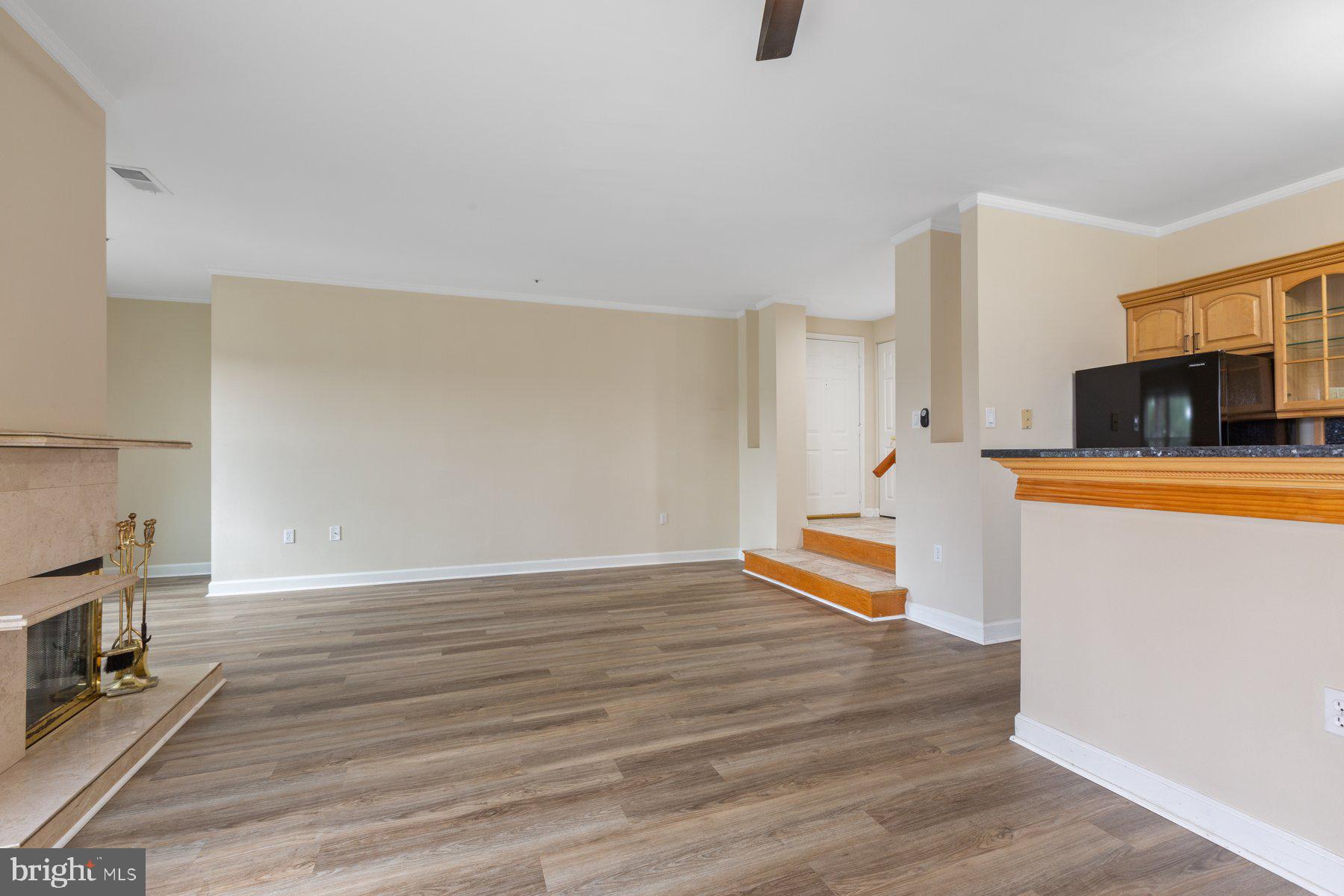 253 S PICKETT STREET 202