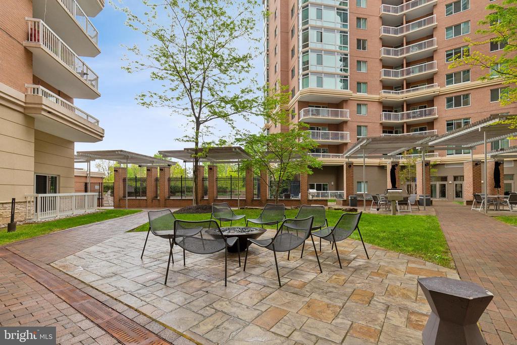 3101 N Hampton Dr #1414