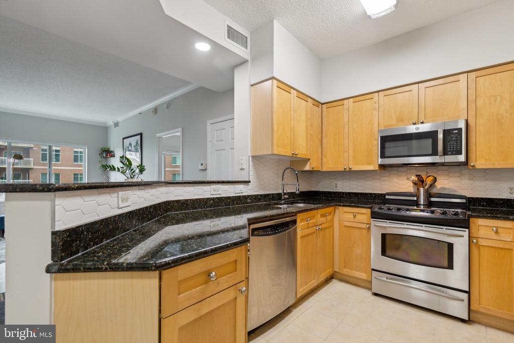 3101 N Hampton Dr #1414