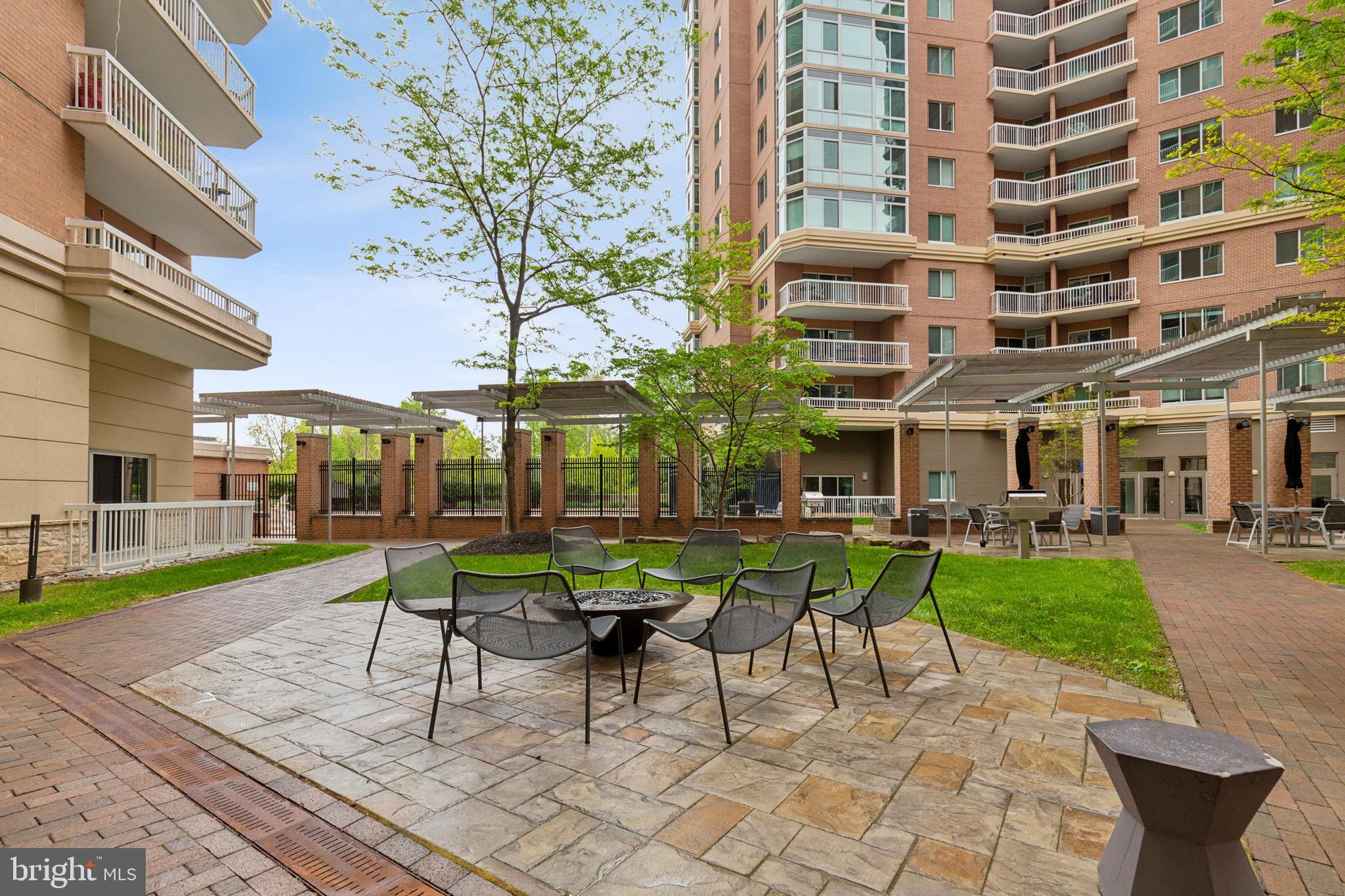 3101 N Hampton Dr #1414