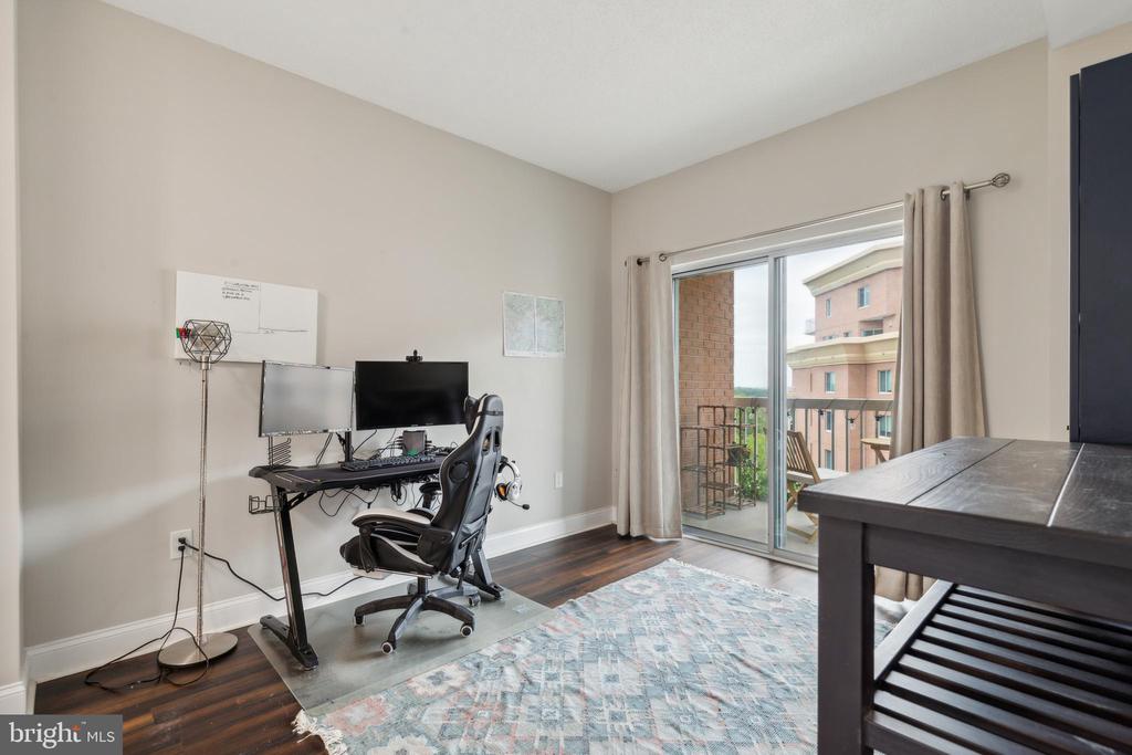 3101 N Hampton Dr #1414