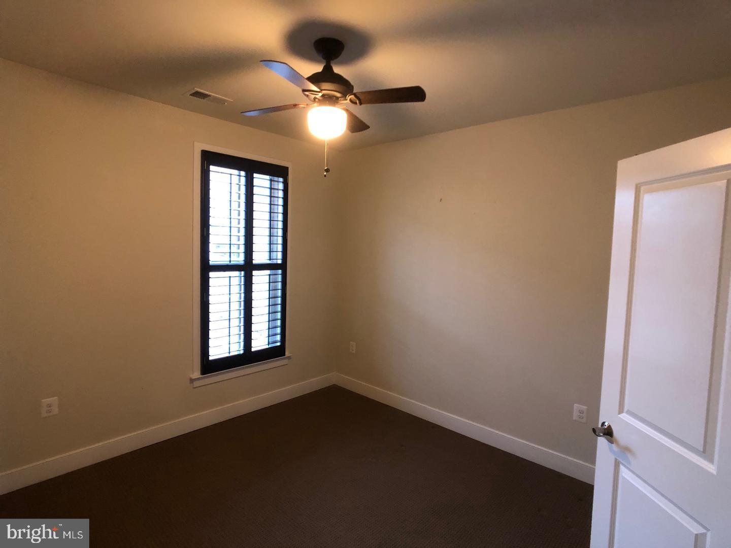 2107 MAIN LINE BLVD #101